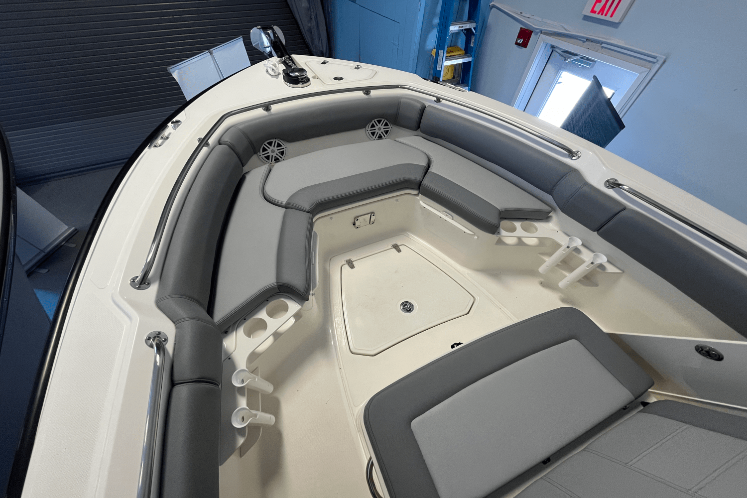 2025 Boston Whaler 230 Outrage Image Thumbnail #12