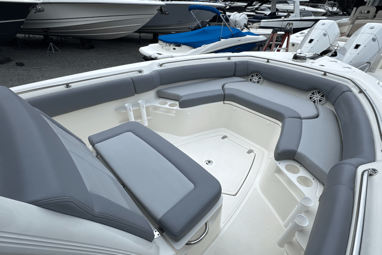 2026 Boston Whaler 230 Outrage Image Thumbnail #38