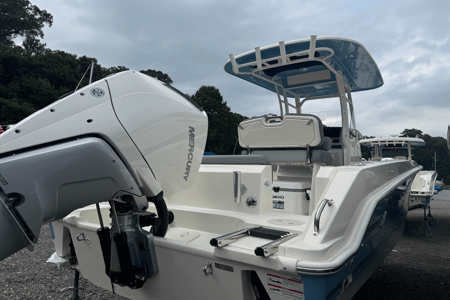 2026 Boston Whaler 230 Outrage Image Thumbnail #3