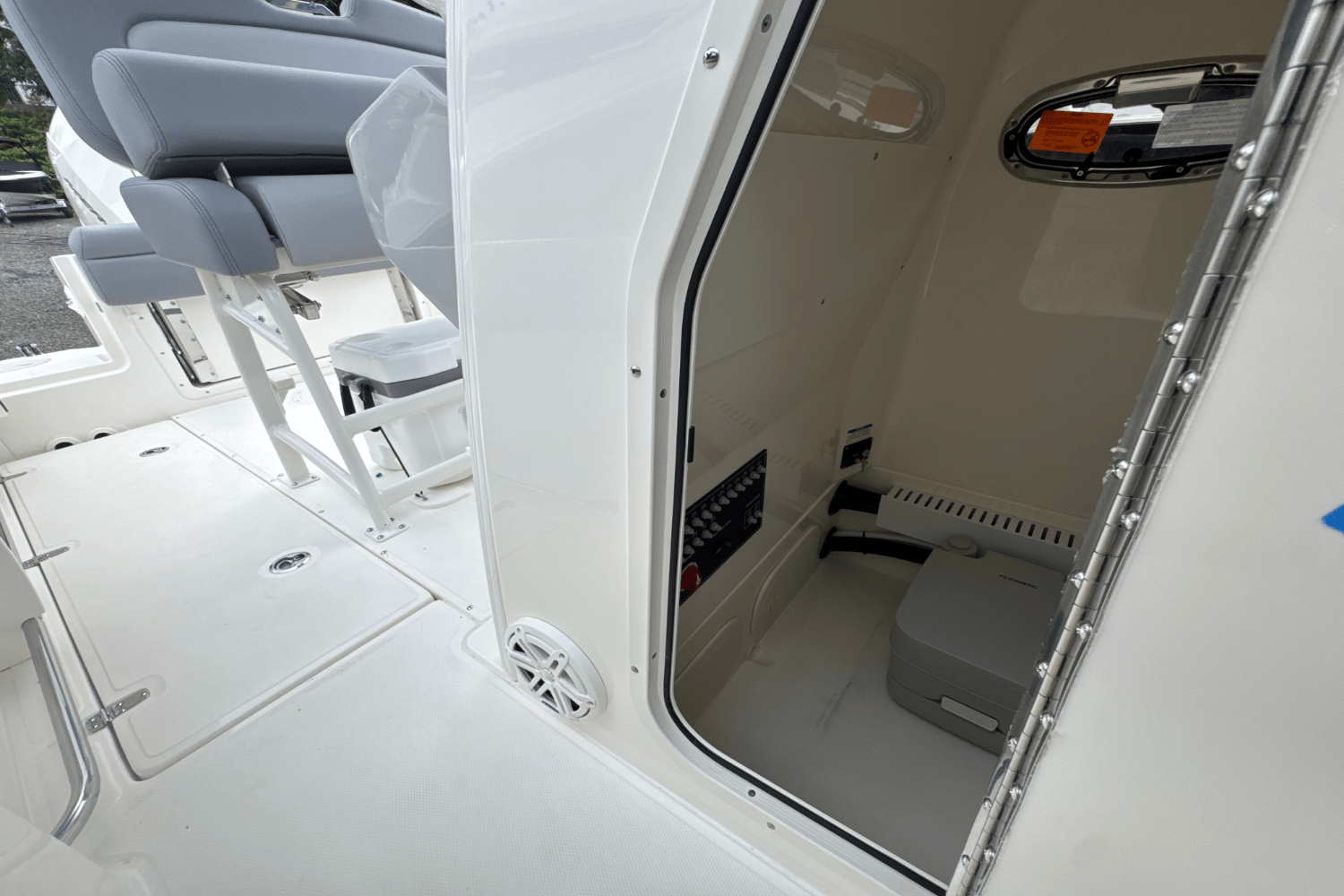 2026 Boston Whaler 230 Outrage Image Thumbnail #33
