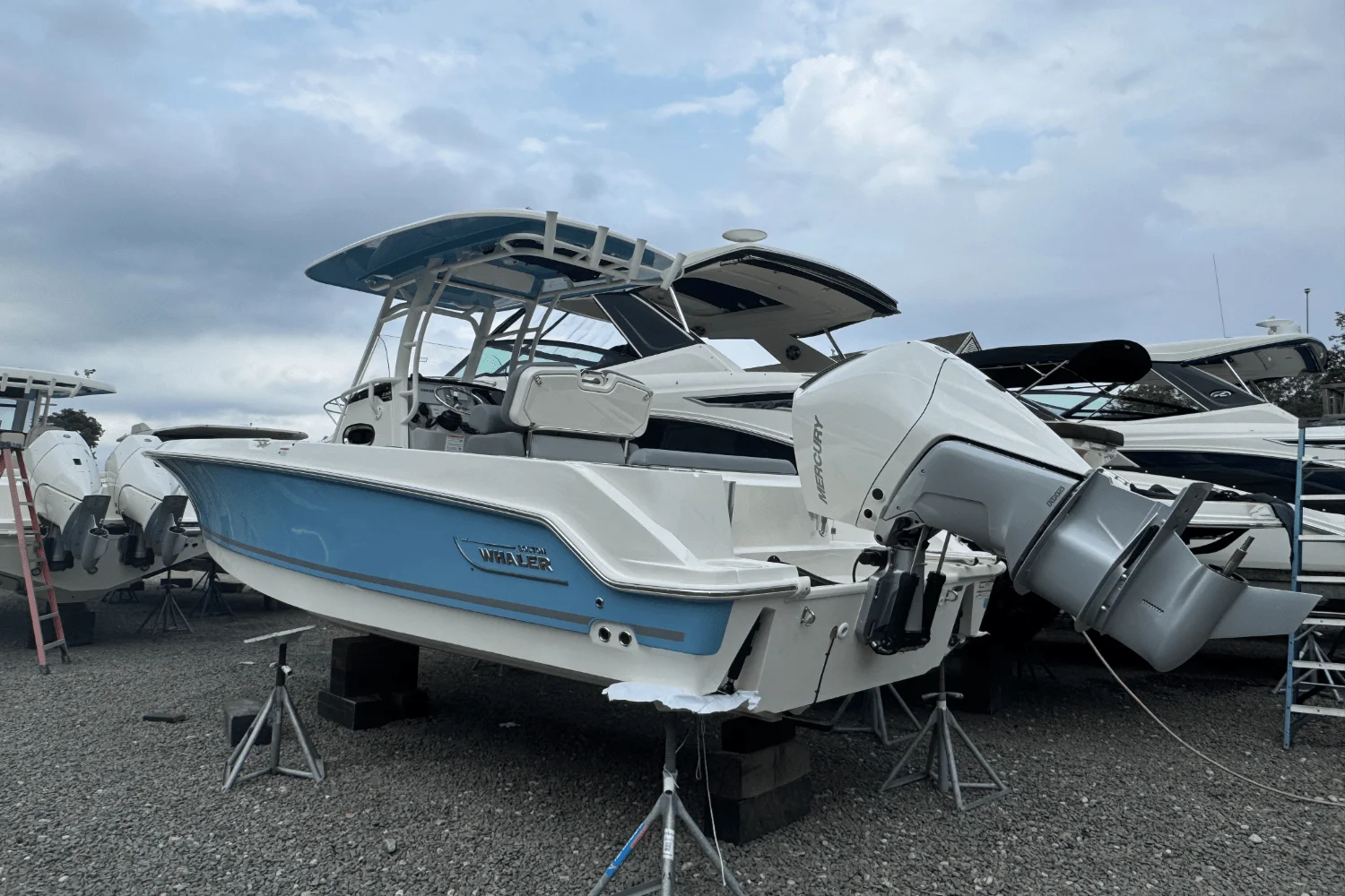 2026 Boston Whaler 230 Outrage Image Thumbnail #2