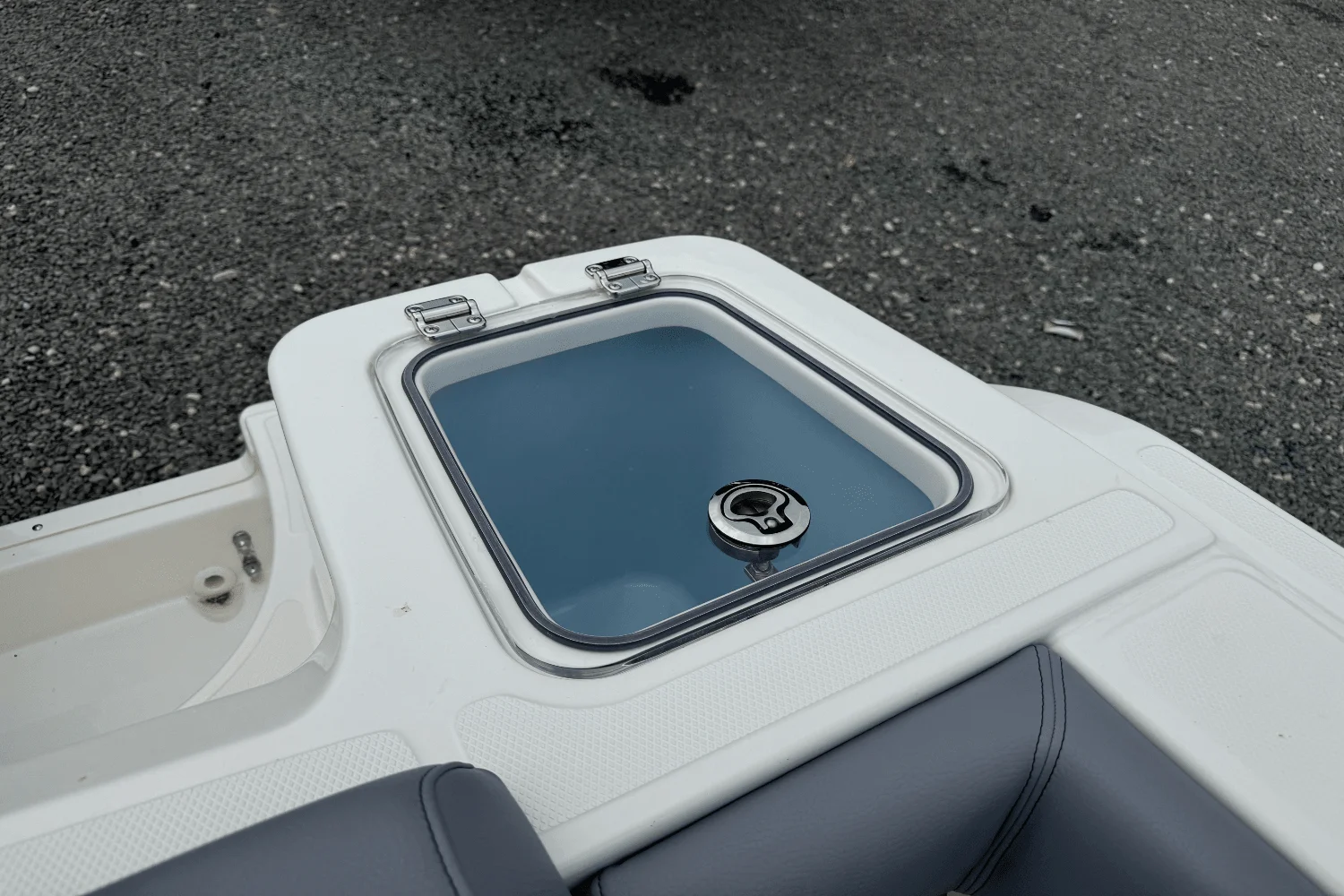 2026 Boston Whaler 230 Outrage Image Thumbnail #14