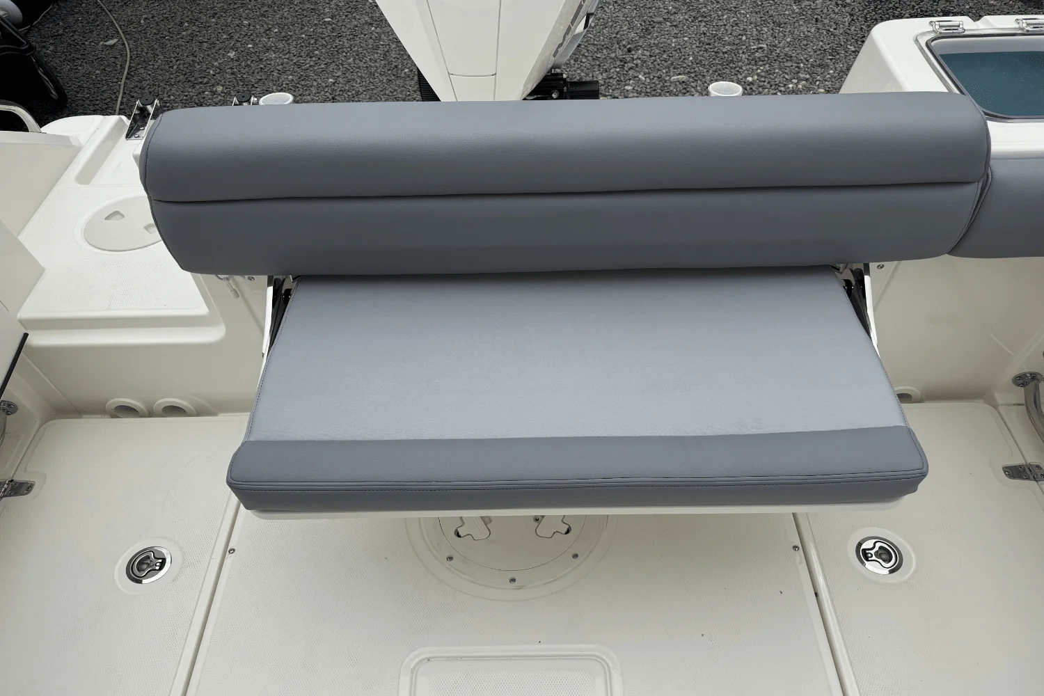 2026 Boston Whaler 230 Outrage Image Thumbnail #10