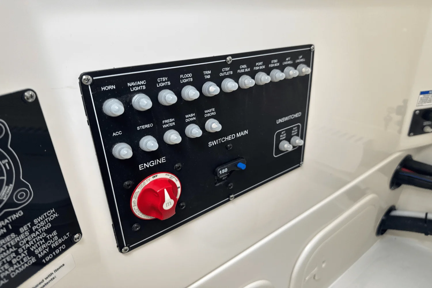 2026 Boston Whaler 230 Outrage Image Thumbnail #36