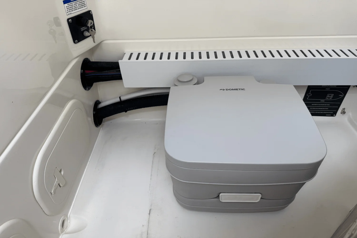 2026 Boston Whaler 230 Outrage Image Thumbnail #35