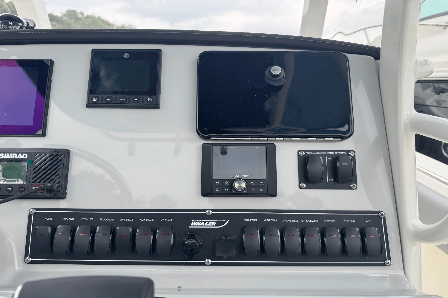 2026 Boston Whaler 230 Outrage Image Thumbnail #27