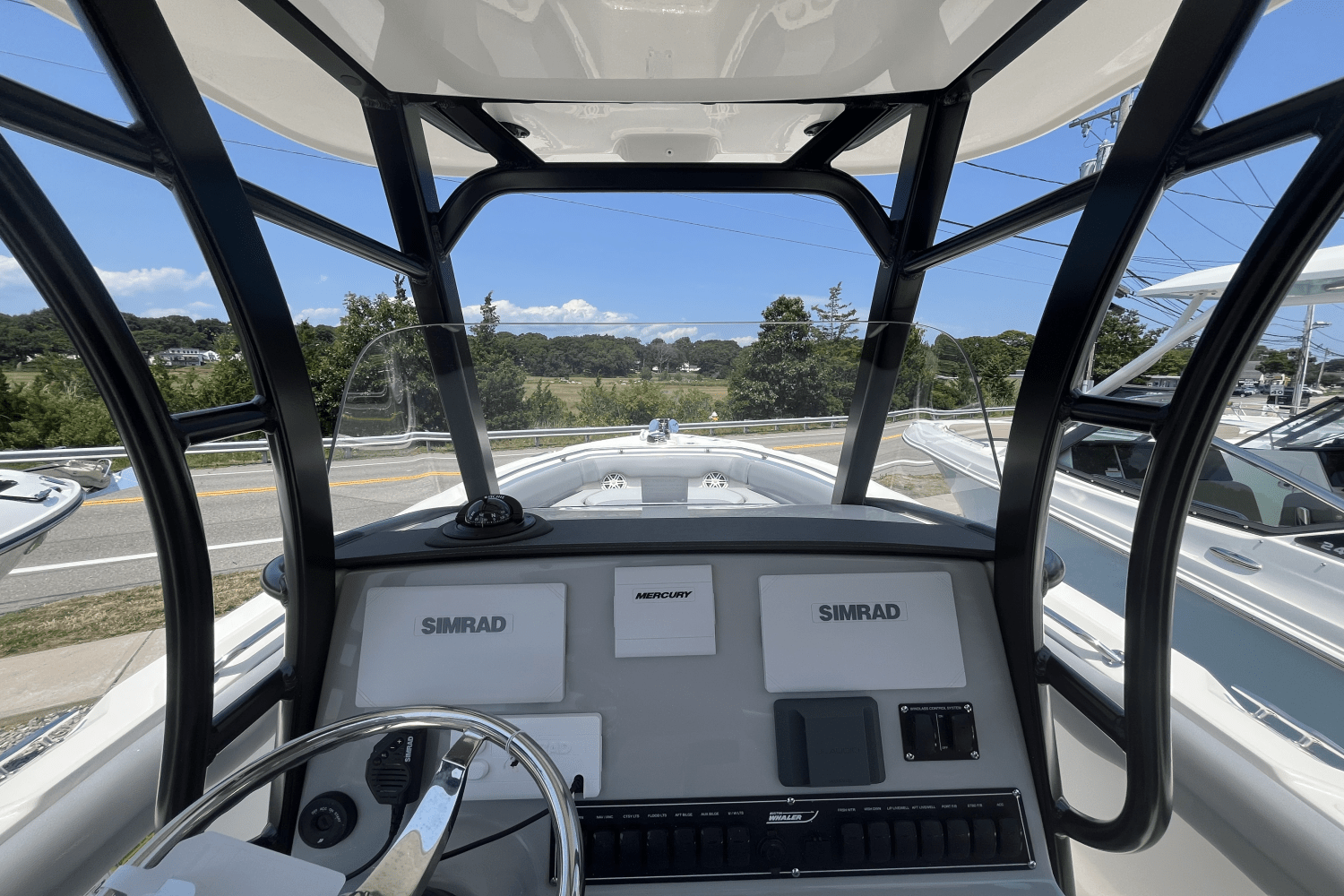 2025 Boston Whaler 230 Outrage Image Thumbnail #11