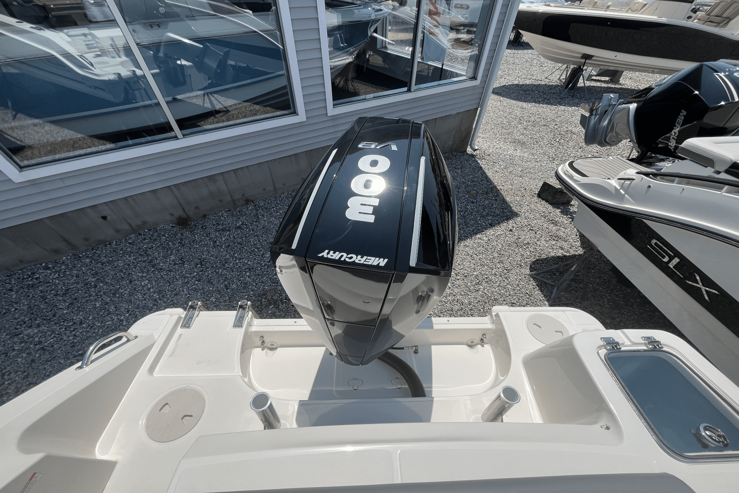 2025 Boston Whaler 230 Outrage Image Thumbnail #3