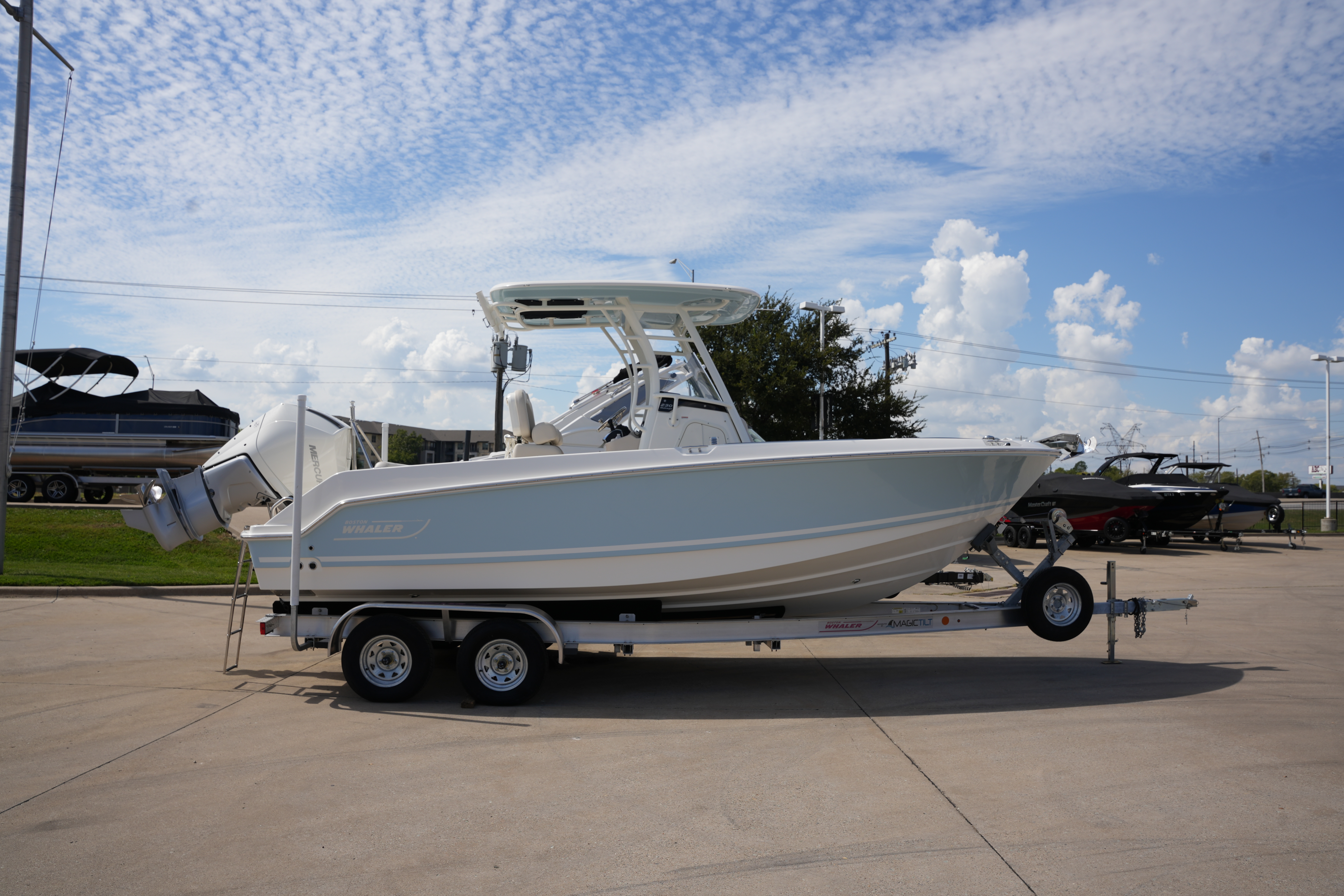 2026 Boston Whaler 230 Outrage Image Thumbnail #0