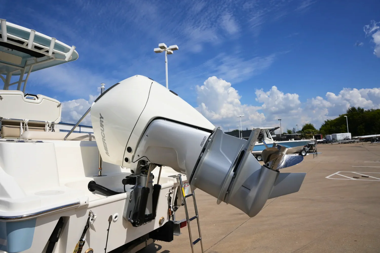 2026 Boston Whaler 230 Outrage Image Thumbnail #3