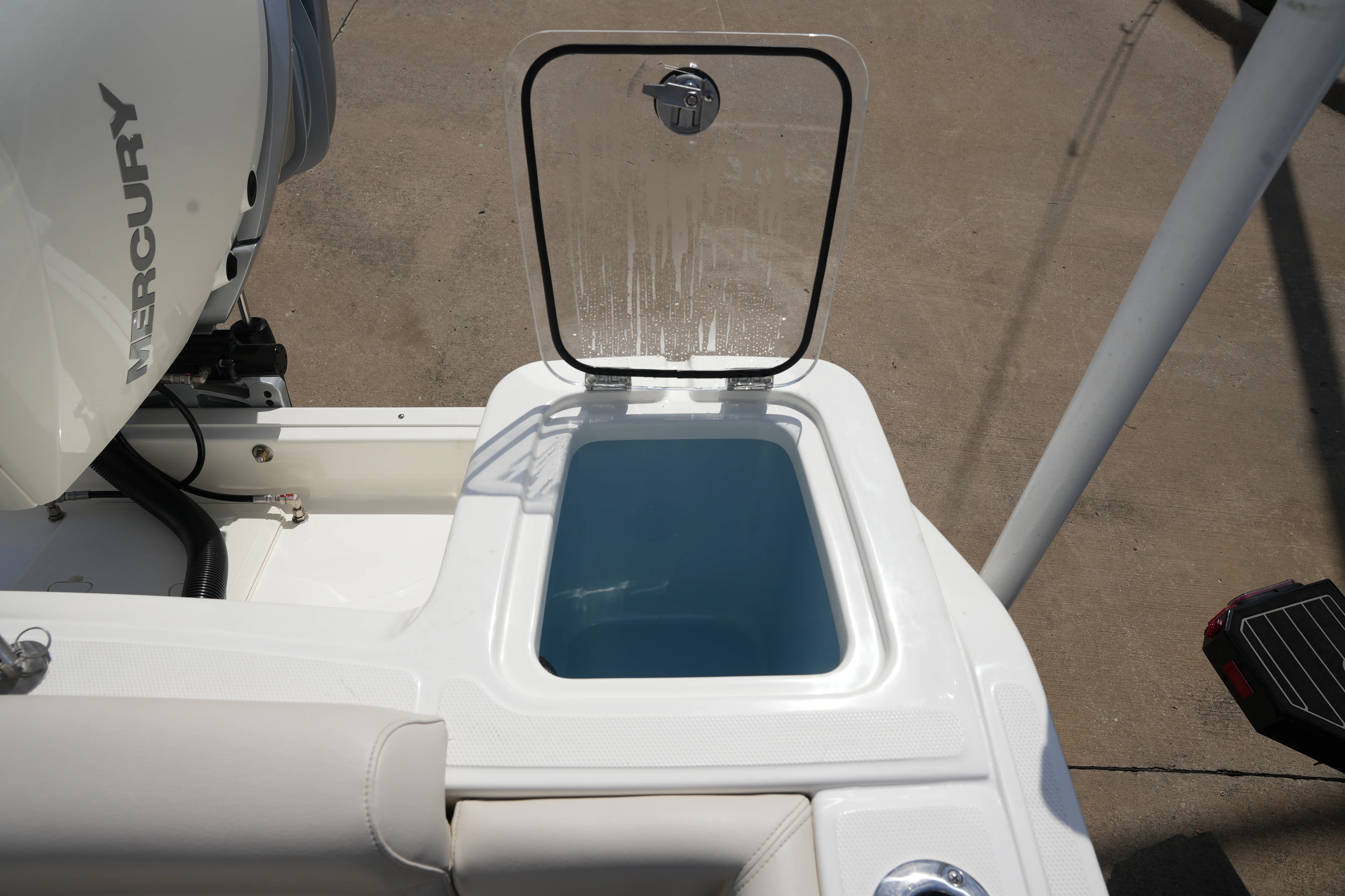 2026 Boston Whaler 230 Outrage Image Thumbnail #8