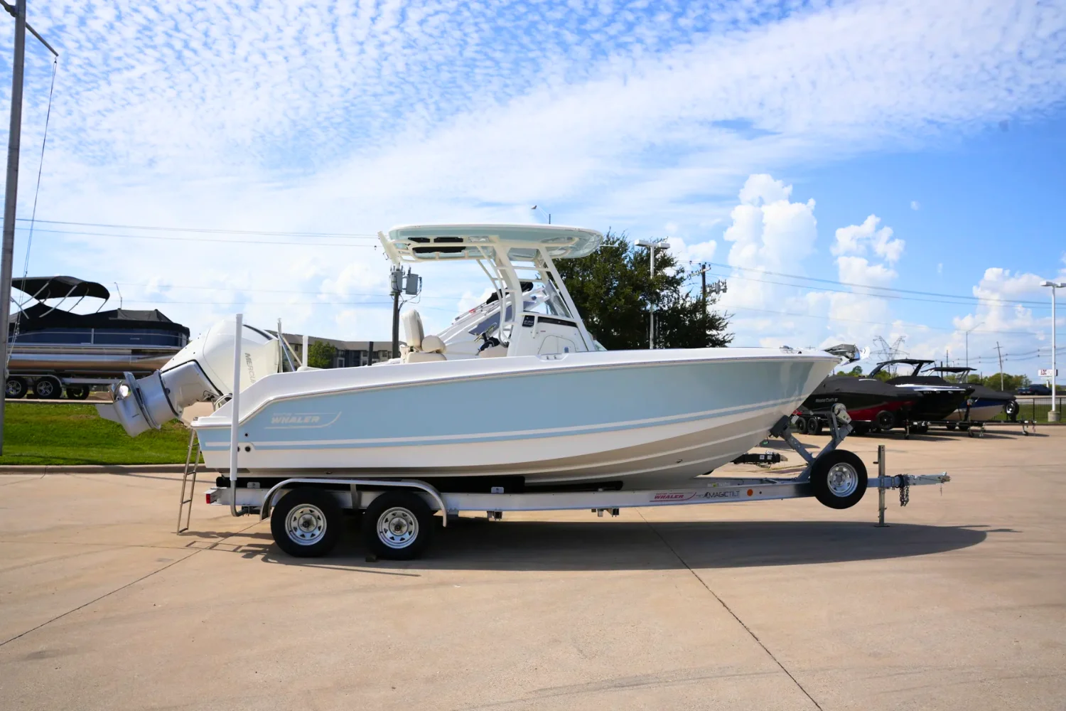 2026 Boston Whaler 230 Outrage Image Thumbnail #0