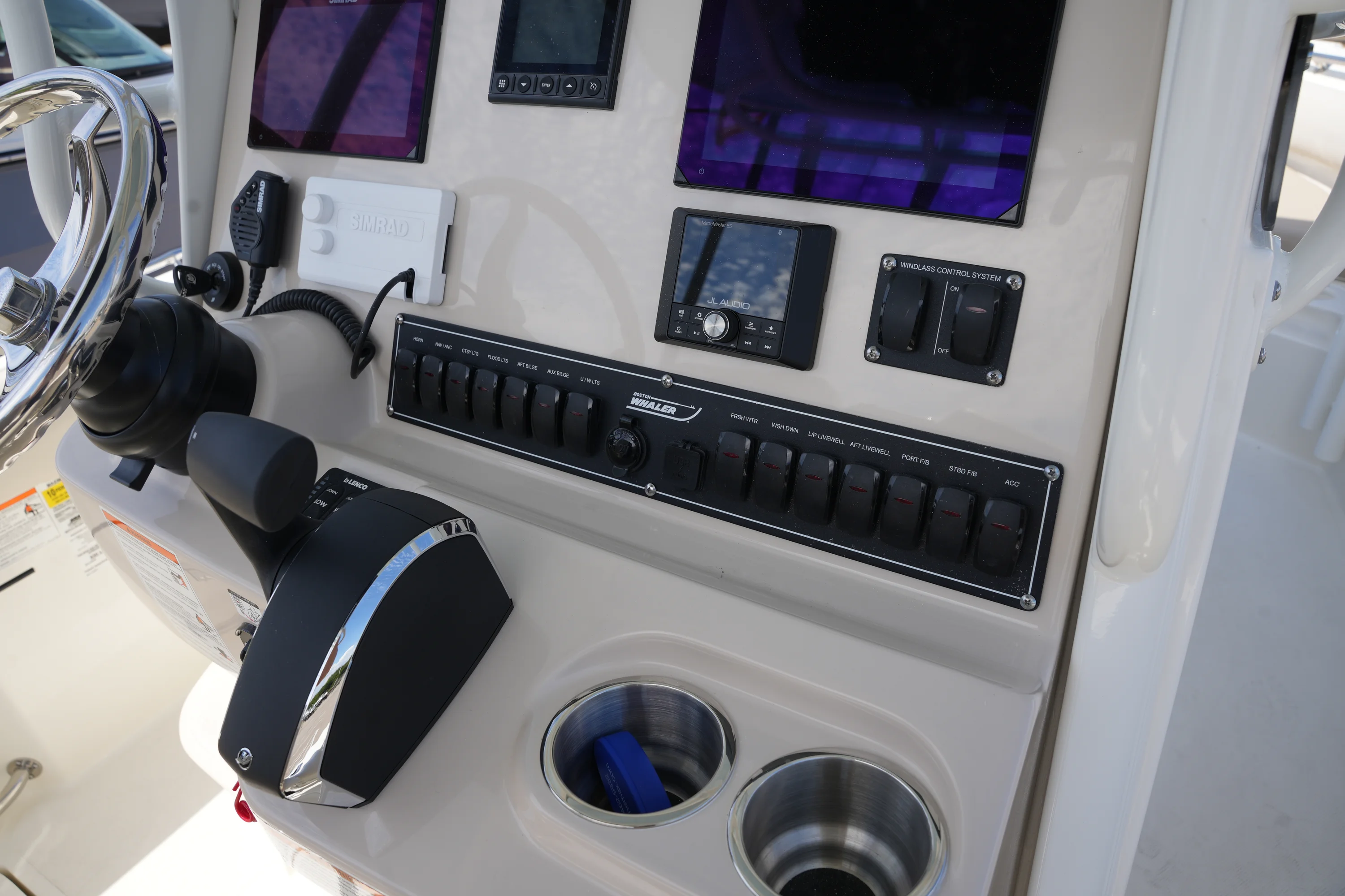 2026 Boston Whaler 230 Outrage Image Thumbnail #15