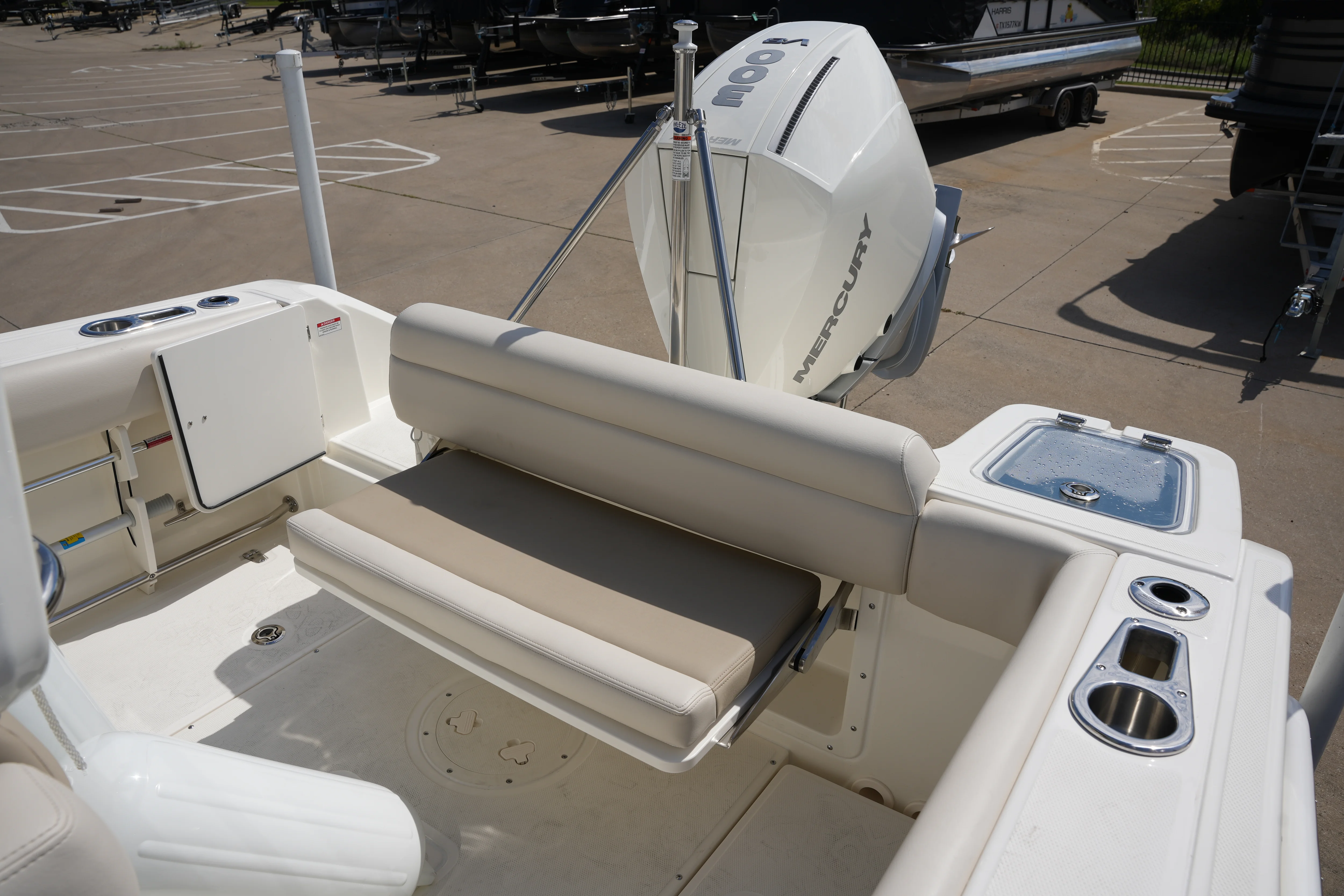 2026 Boston Whaler 230 Outrage Image Thumbnail #7