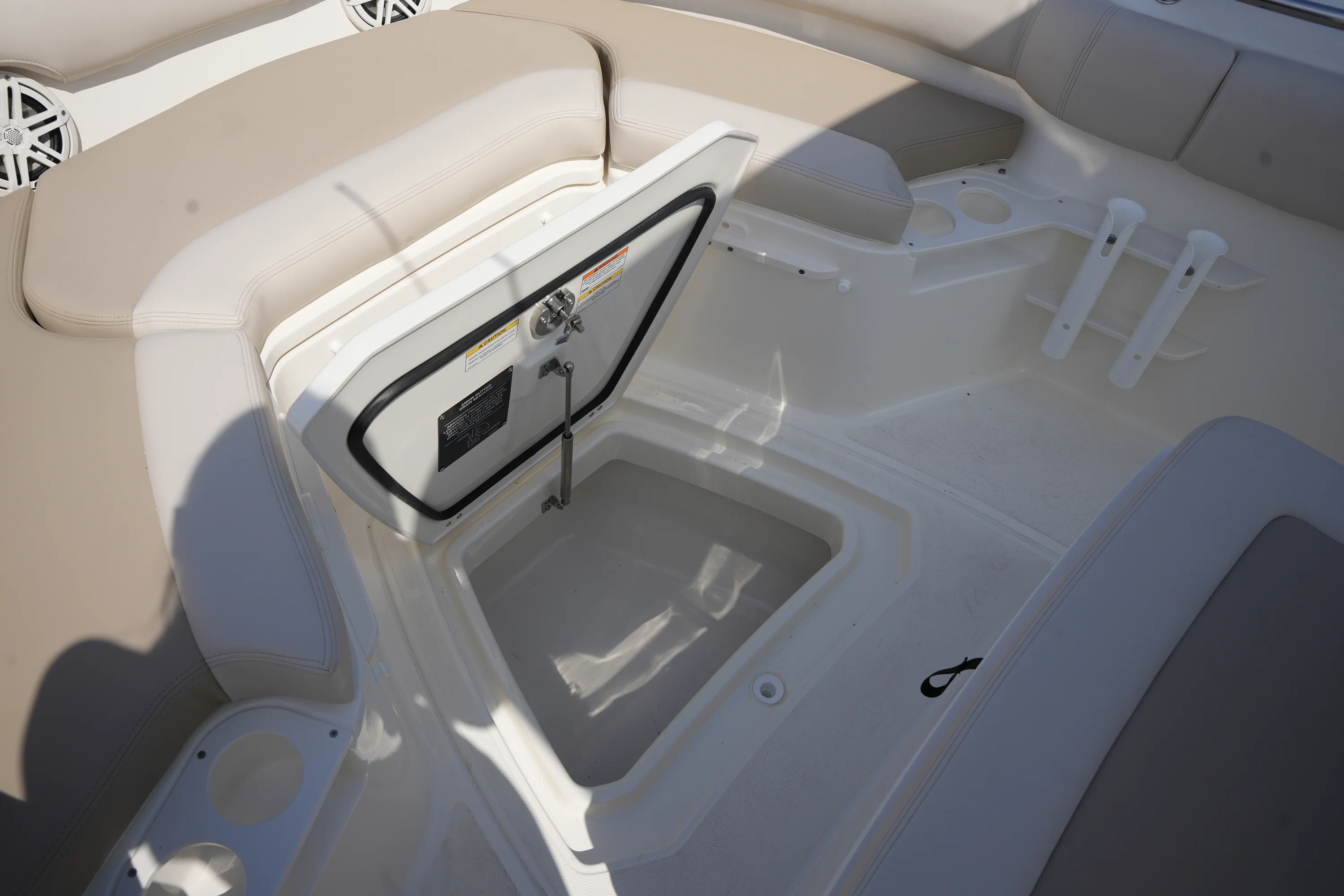 2026 Boston Whaler 230 Outrage Image Thumbnail #20