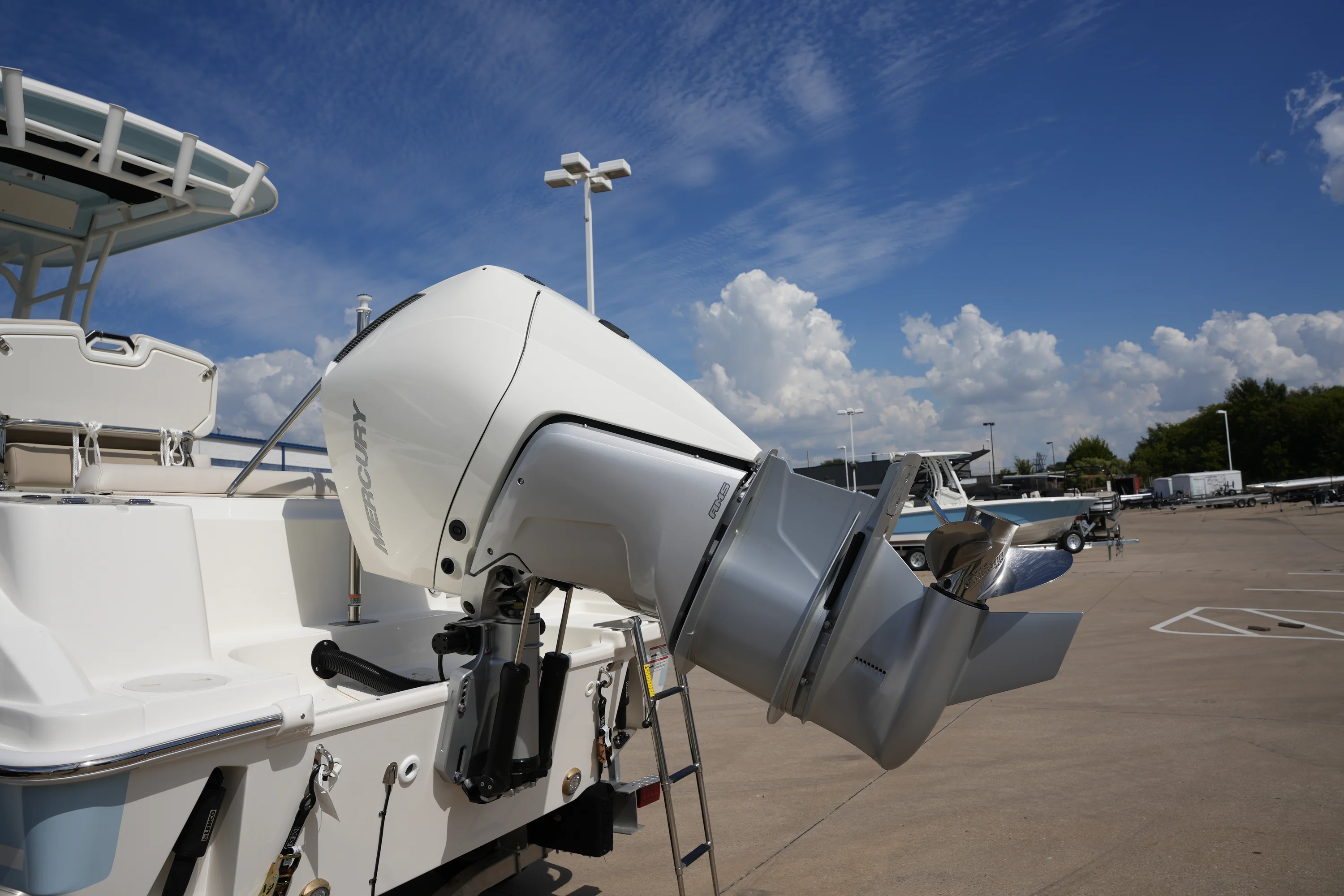 2026 Boston Whaler 230 Outrage Image Thumbnail #3