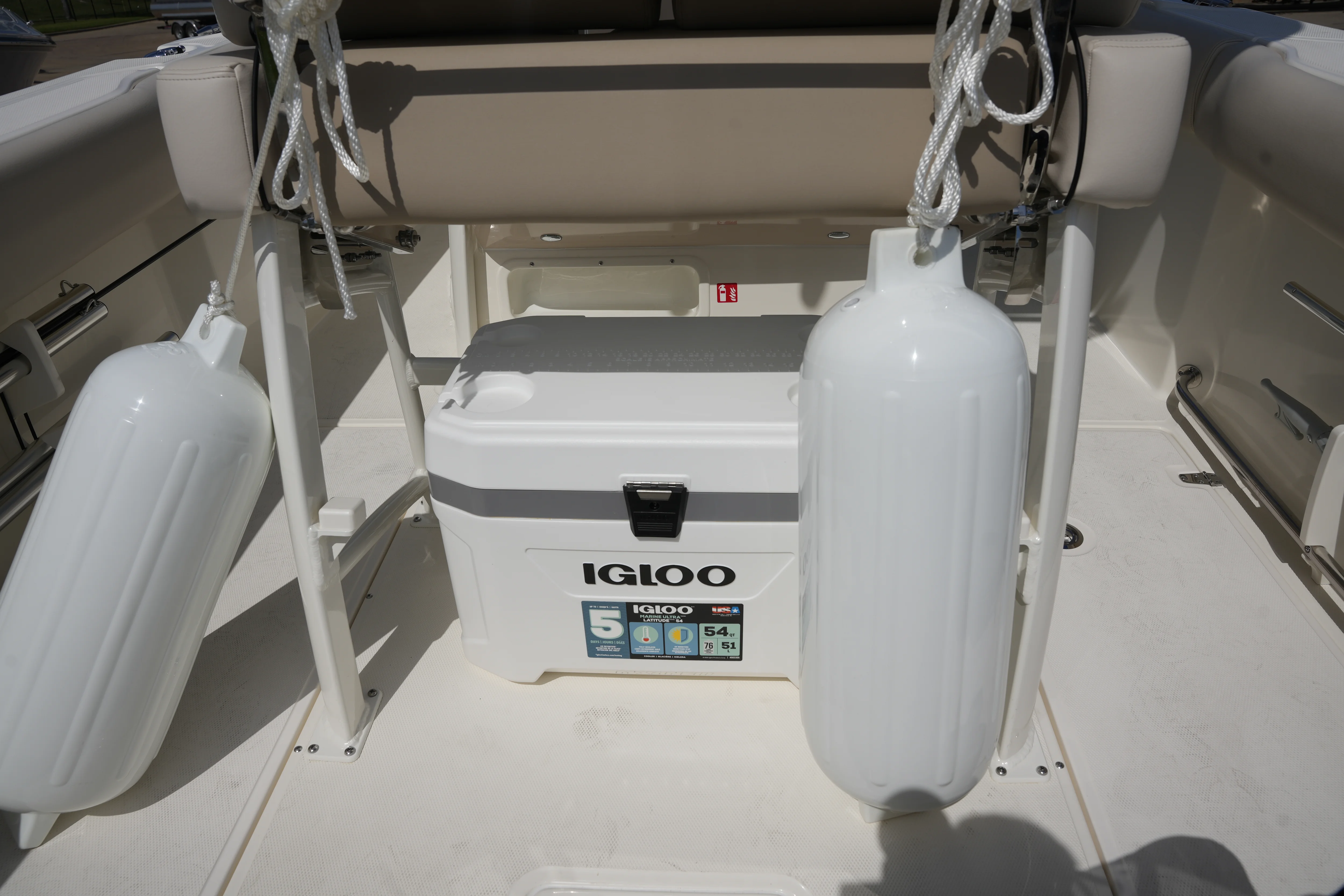 2026 Boston Whaler 230 Outrage Image Thumbnail #10