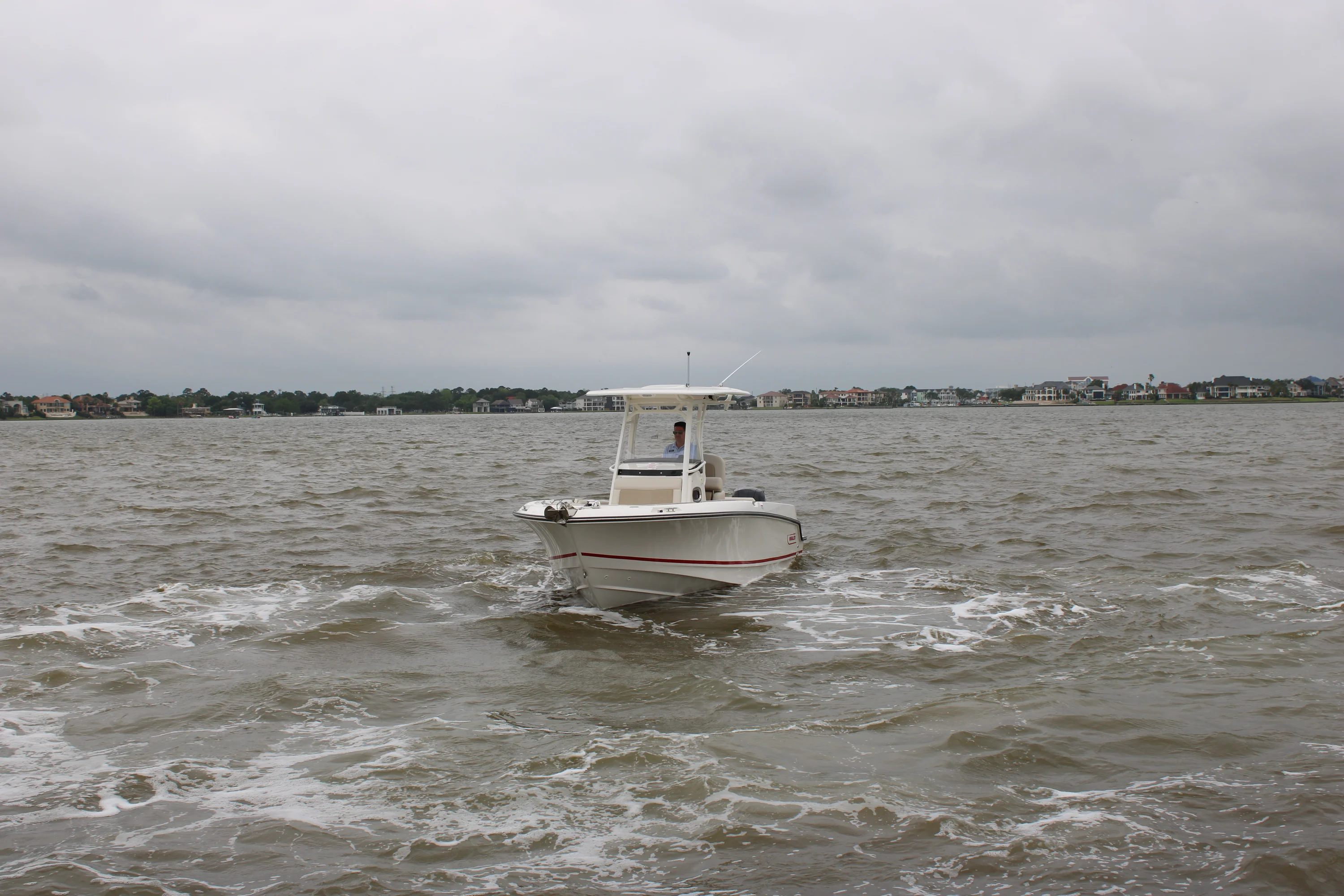 2026 Boston Whaler 230 Outrage Image Thumbnail #4