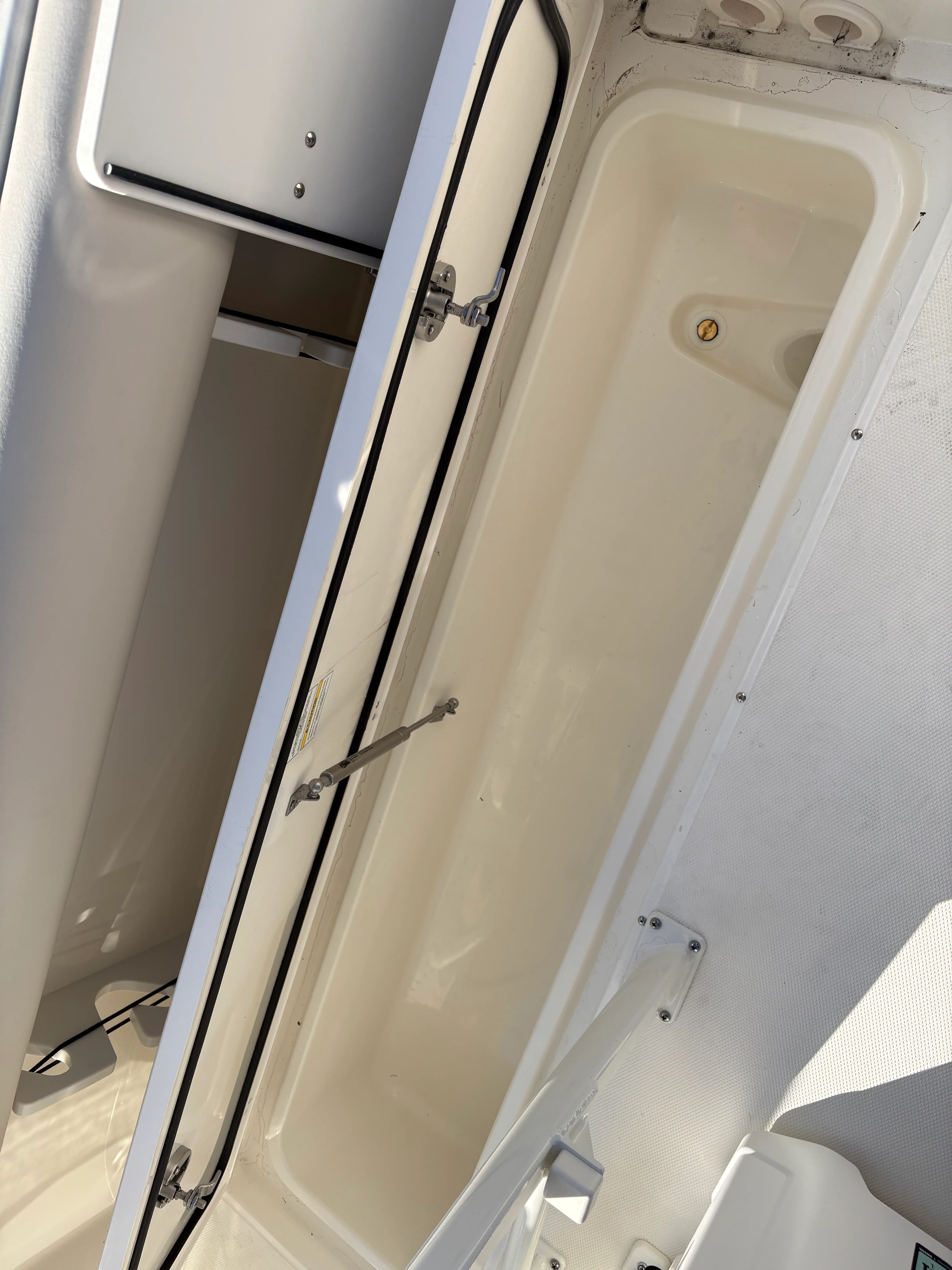 2026 Boston Whaler 230 Outrage Image Thumbnail #17