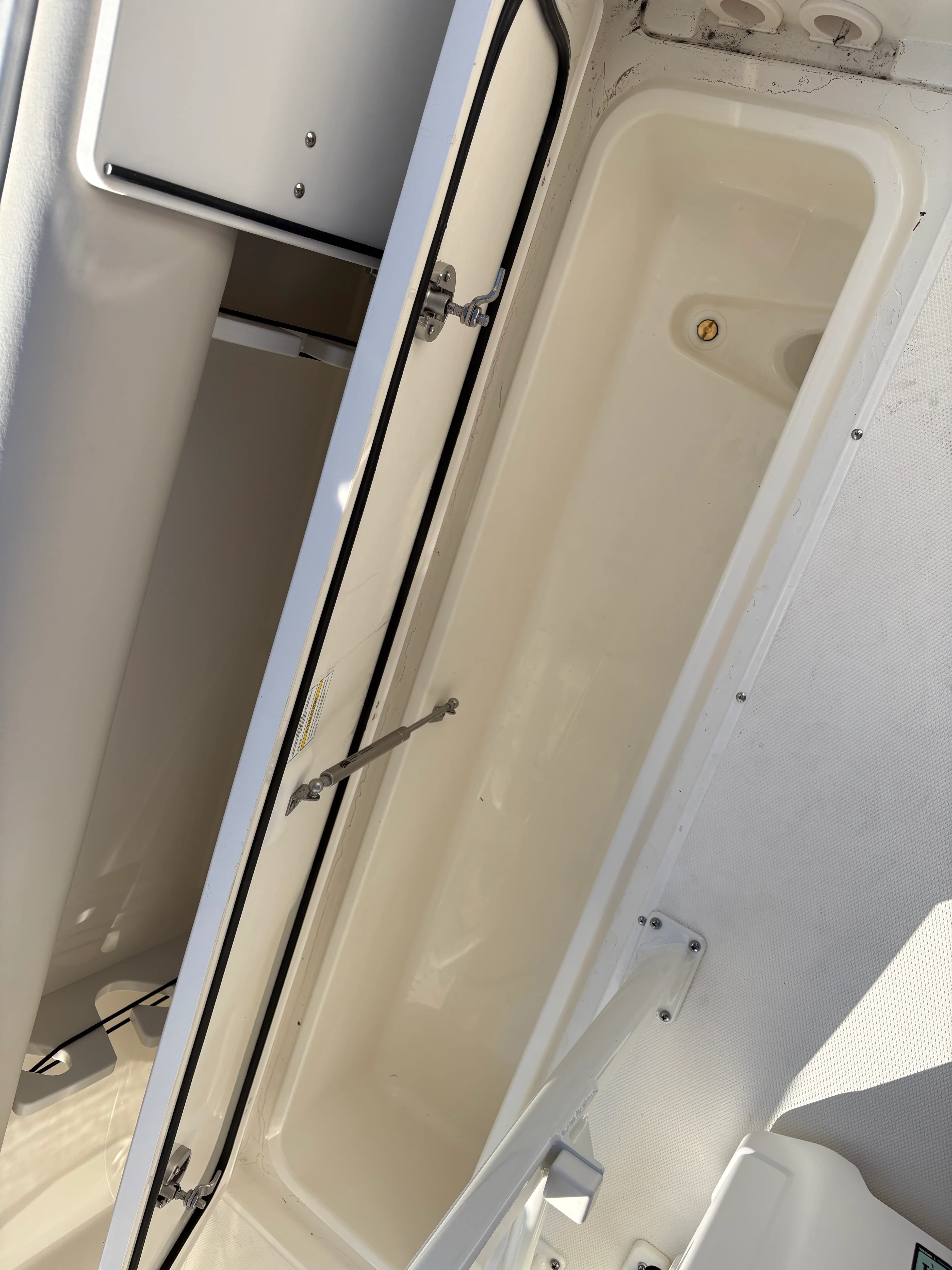 2026 Boston Whaler 230 Outrage Image Thumbnail #21