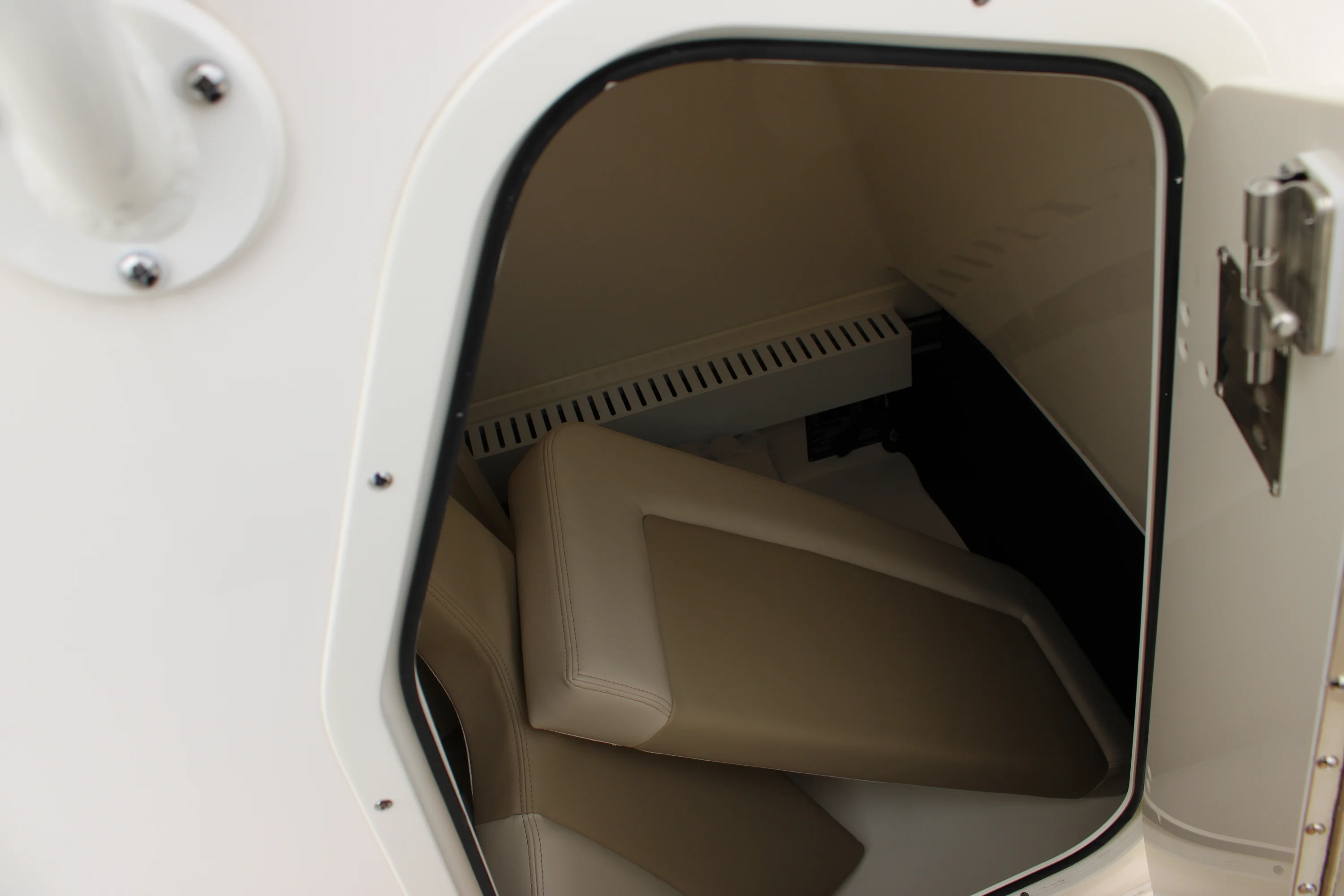 2026 Boston Whaler 230 Outrage Image Thumbnail #15