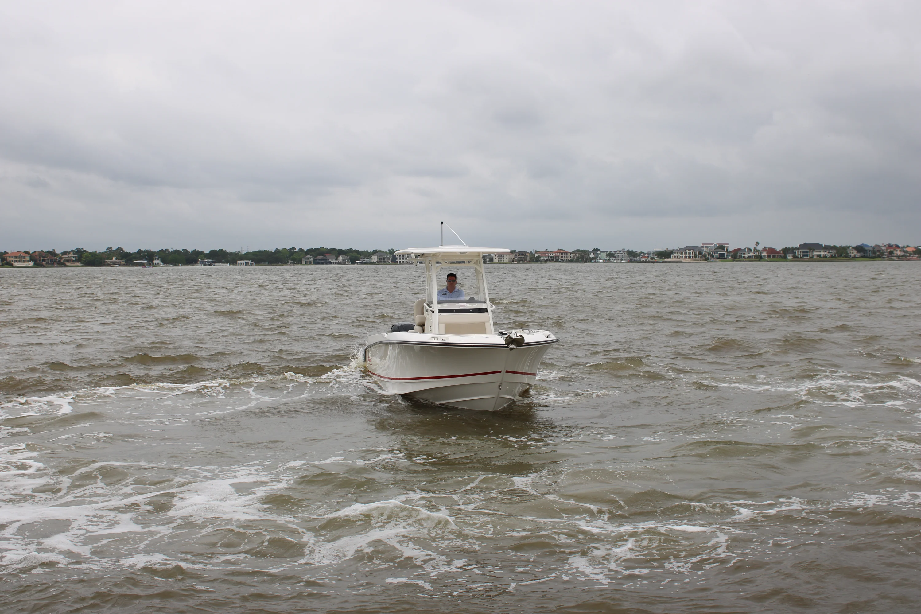 2026 Boston Whaler 230 Outrage Image Thumbnail #6