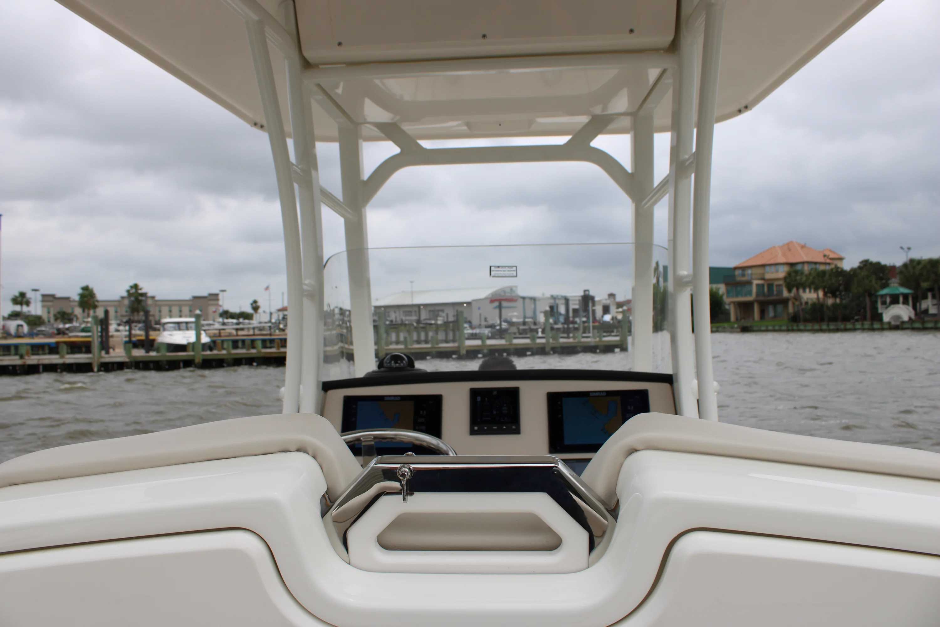 2026 Boston Whaler 230 Outrage Image Thumbnail #22
