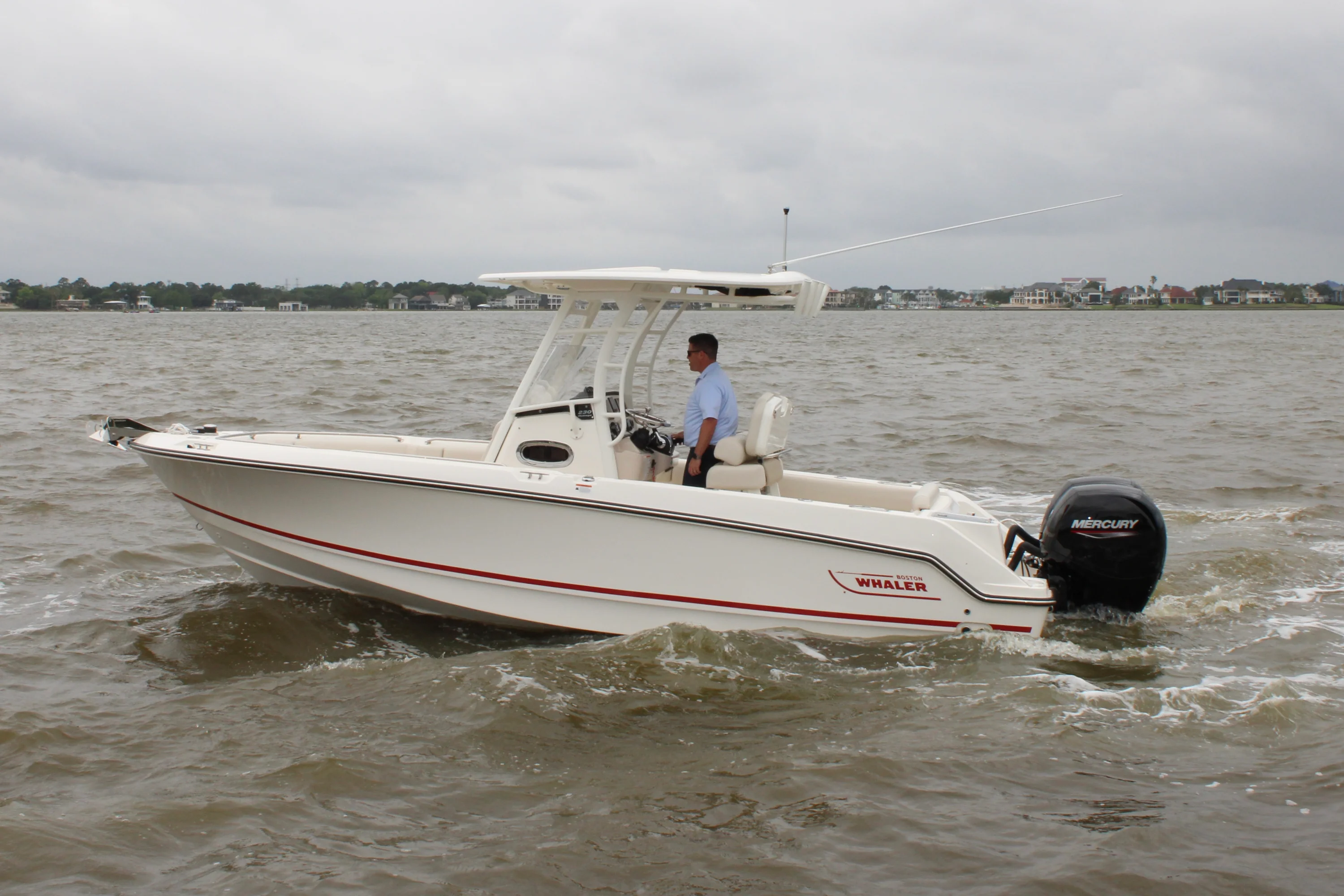 2026 Boston Whaler 230 Outrage Image Thumbnail #12