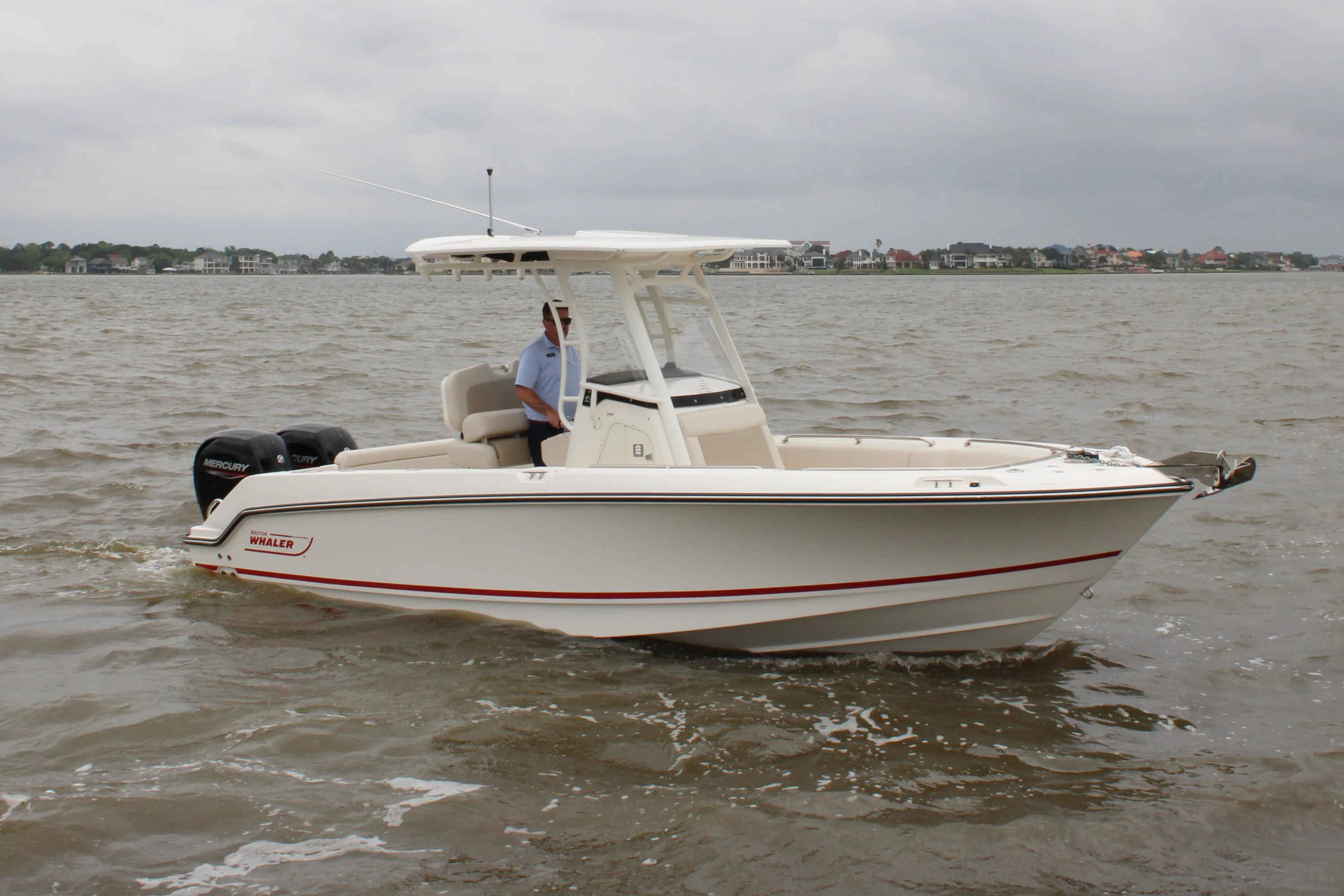 2026 Boston Whaler 230 Outrage Image Thumbnail #5