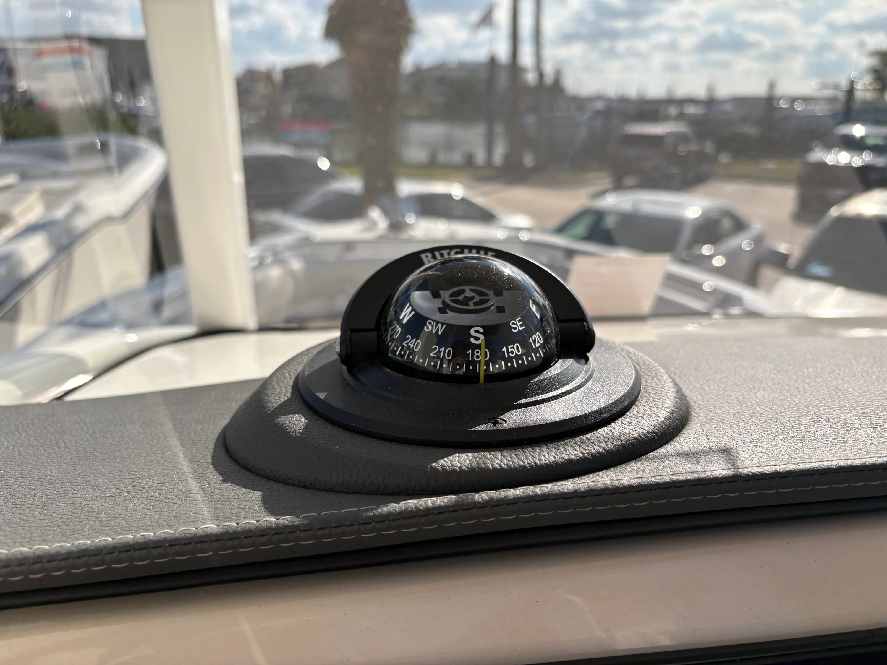 2026 Boston Whaler 230 Outrage Image Thumbnail #22