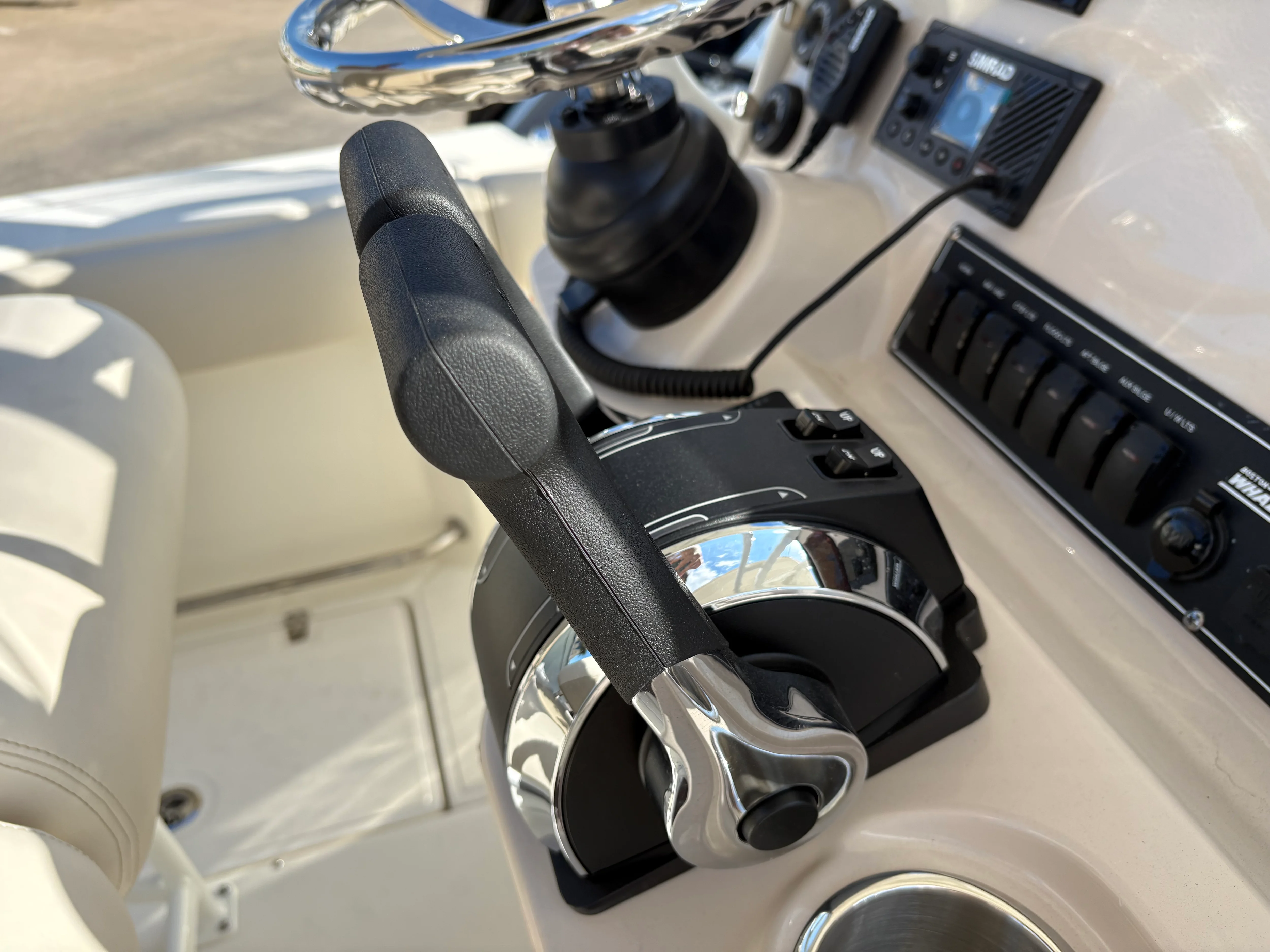 2026 Boston Whaler 230 Outrage Image Thumbnail #12