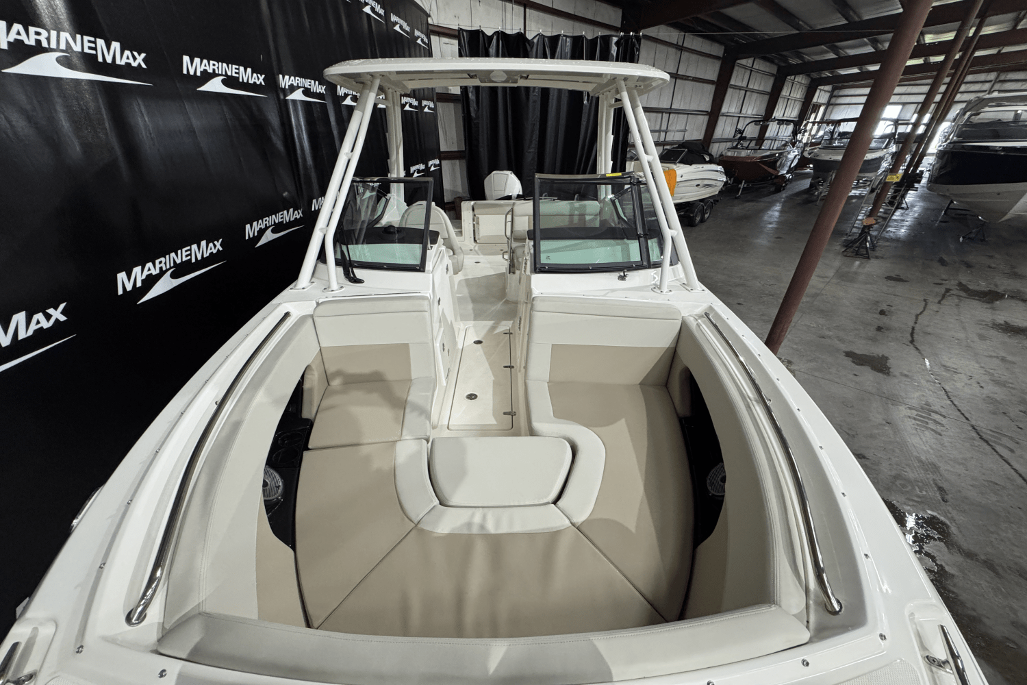 2025 Boston Whaler 240 Vantage Image Thumbnail #28