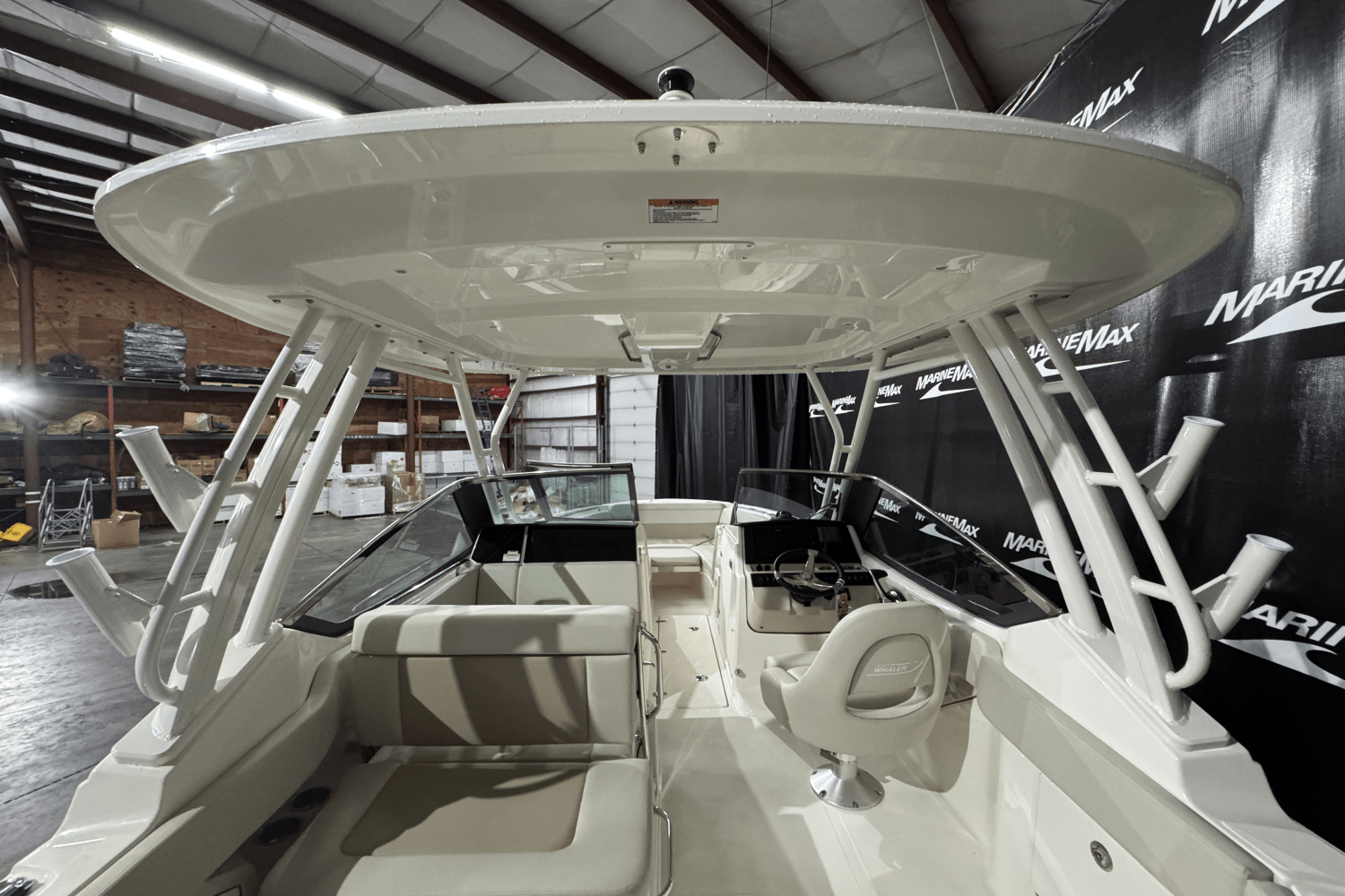 2025 Boston Whaler 240 Vantage Image Thumbnail #11