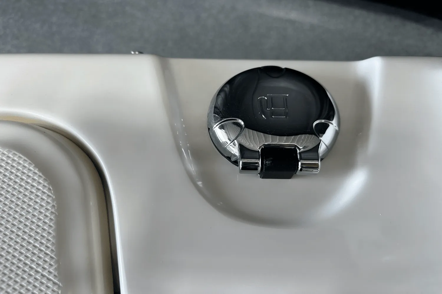 2025 Boston Whaler 240 Vantage Image Thumbnail #36