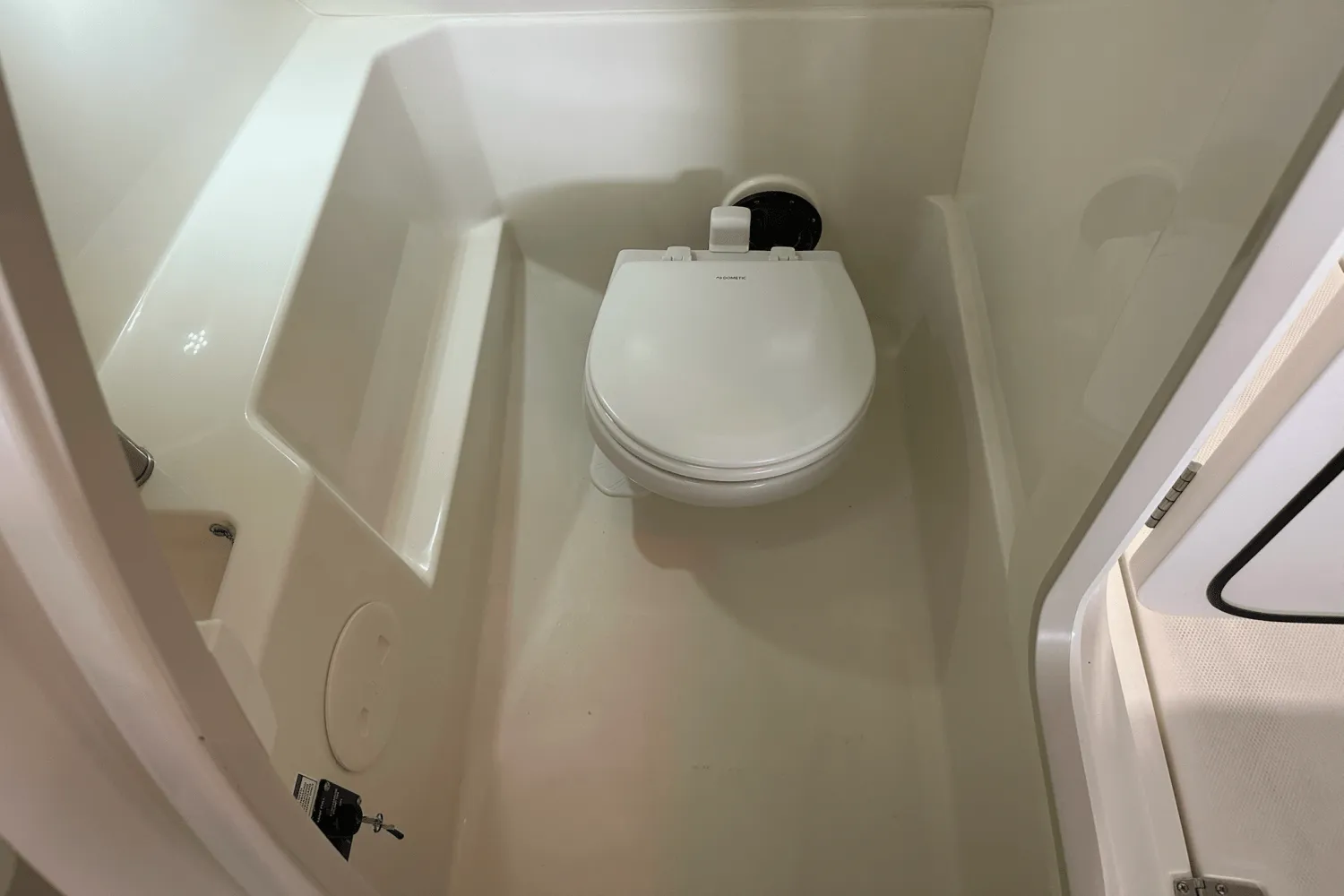 2025 Boston Whaler 240 Vantage Image Thumbnail #59