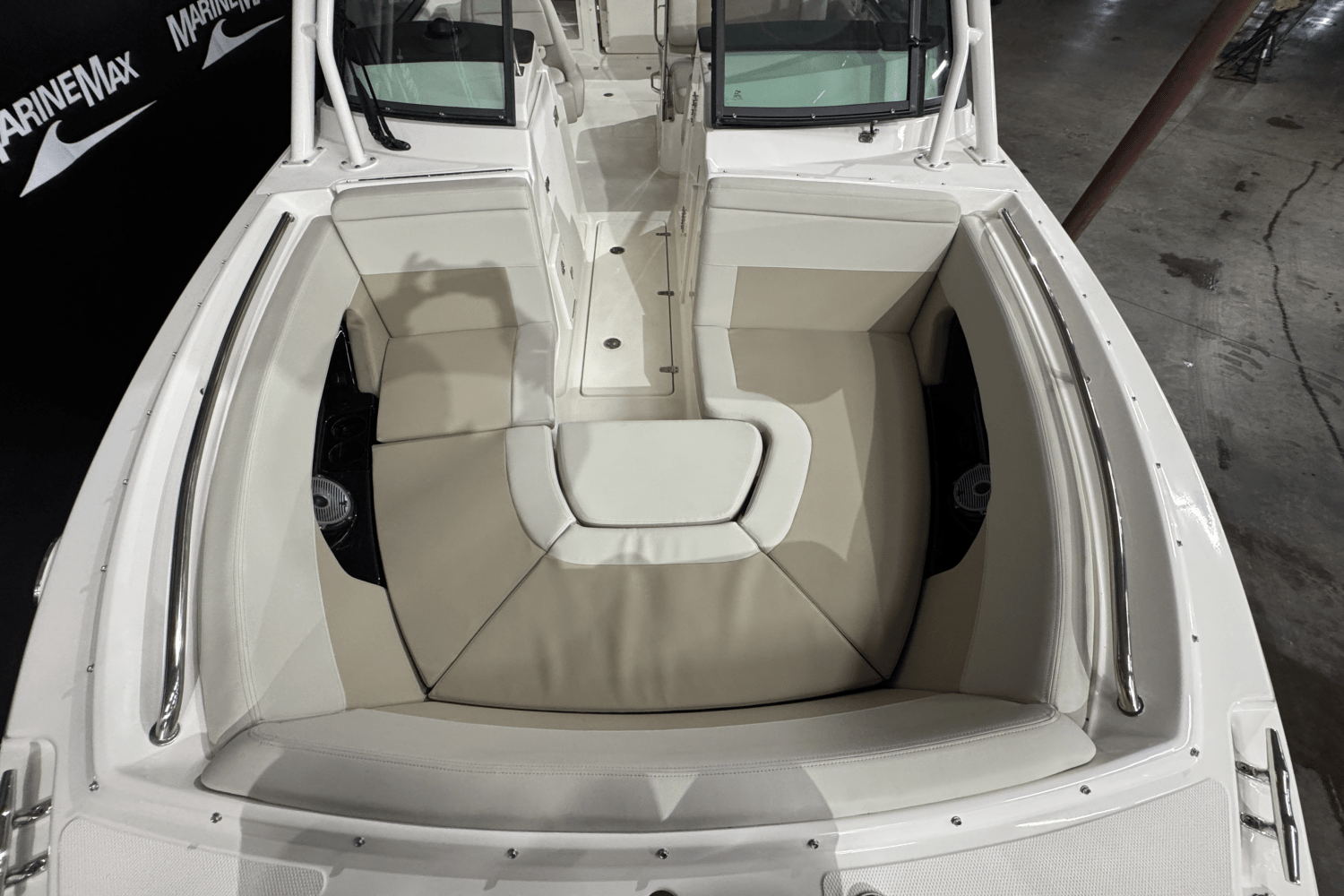 2025 Boston Whaler 240 Vantage Image Thumbnail #29