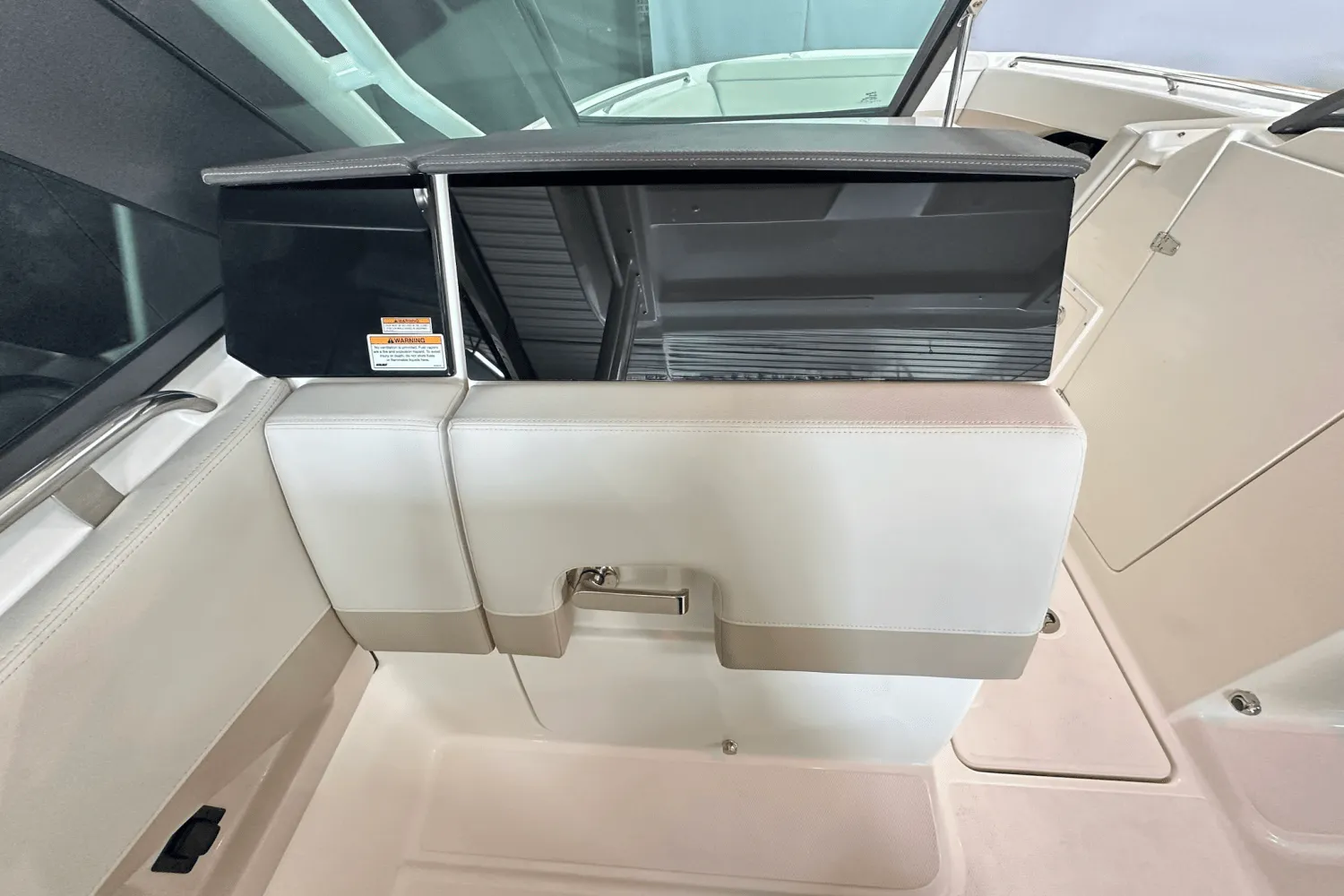 2025 Boston Whaler 240 Vantage Image Thumbnail #57