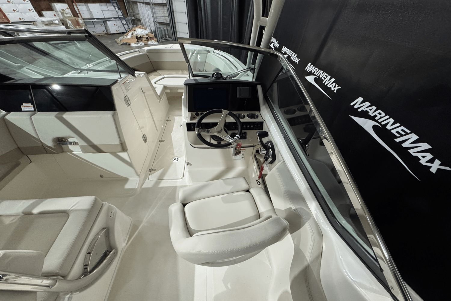 2025 Boston Whaler 240 Vantage Image Thumbnail #13