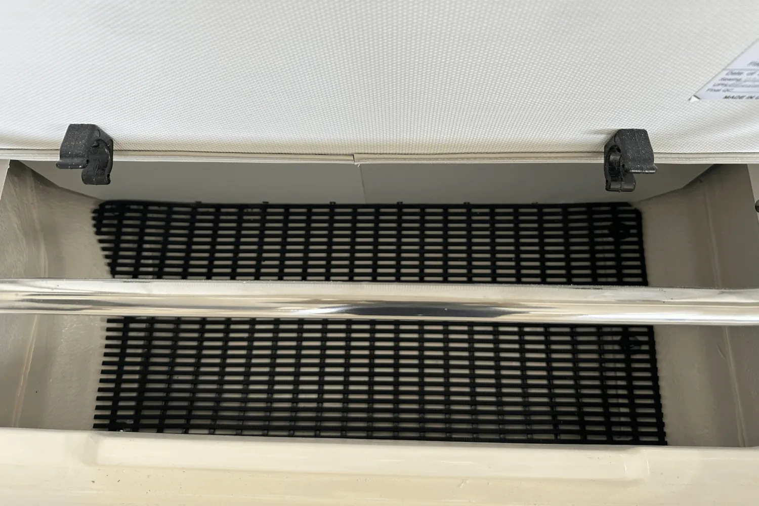 2025 Boston Whaler 240 Vantage Image Thumbnail #41