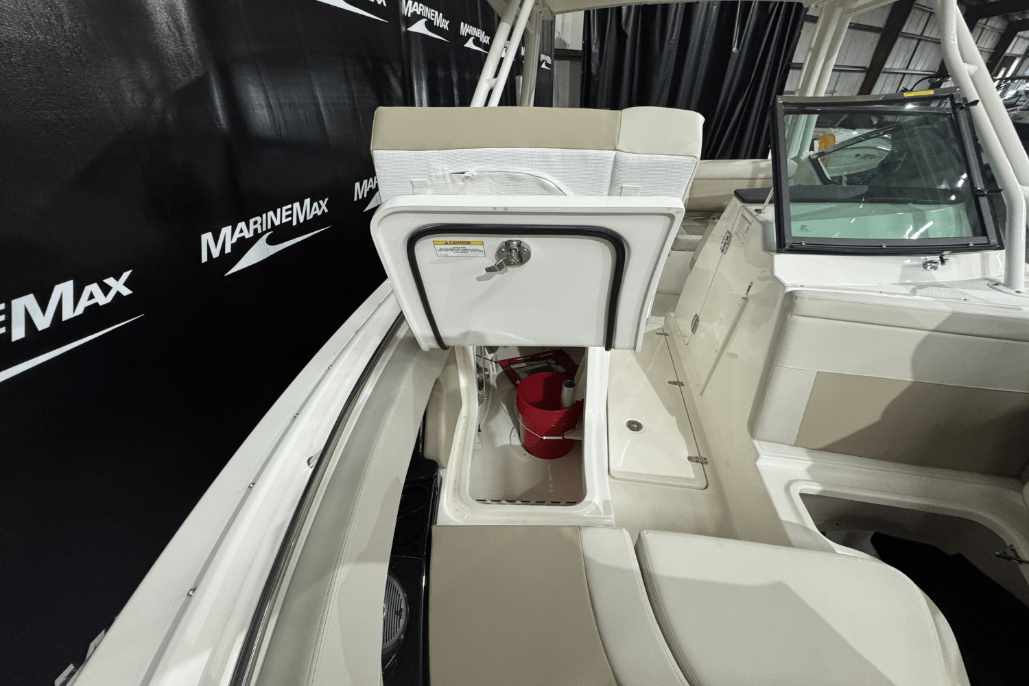 2025 Boston Whaler 240 Vantage Image Thumbnail #26
