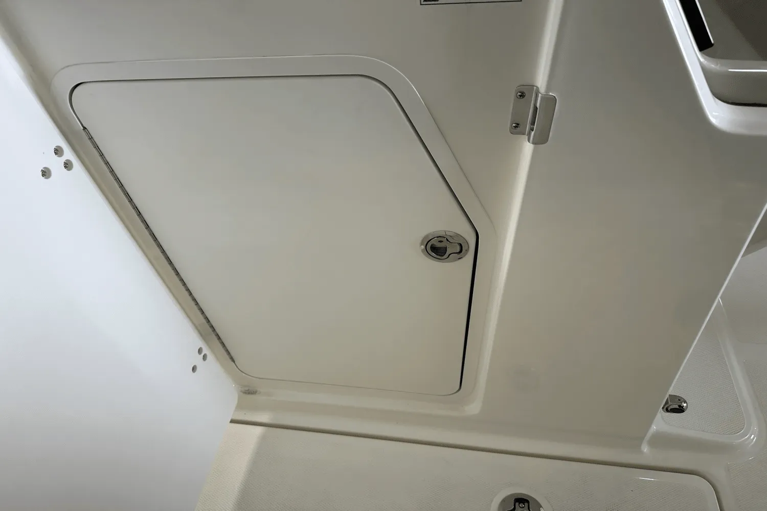 2025 Boston Whaler 240 Vantage Image Thumbnail #80