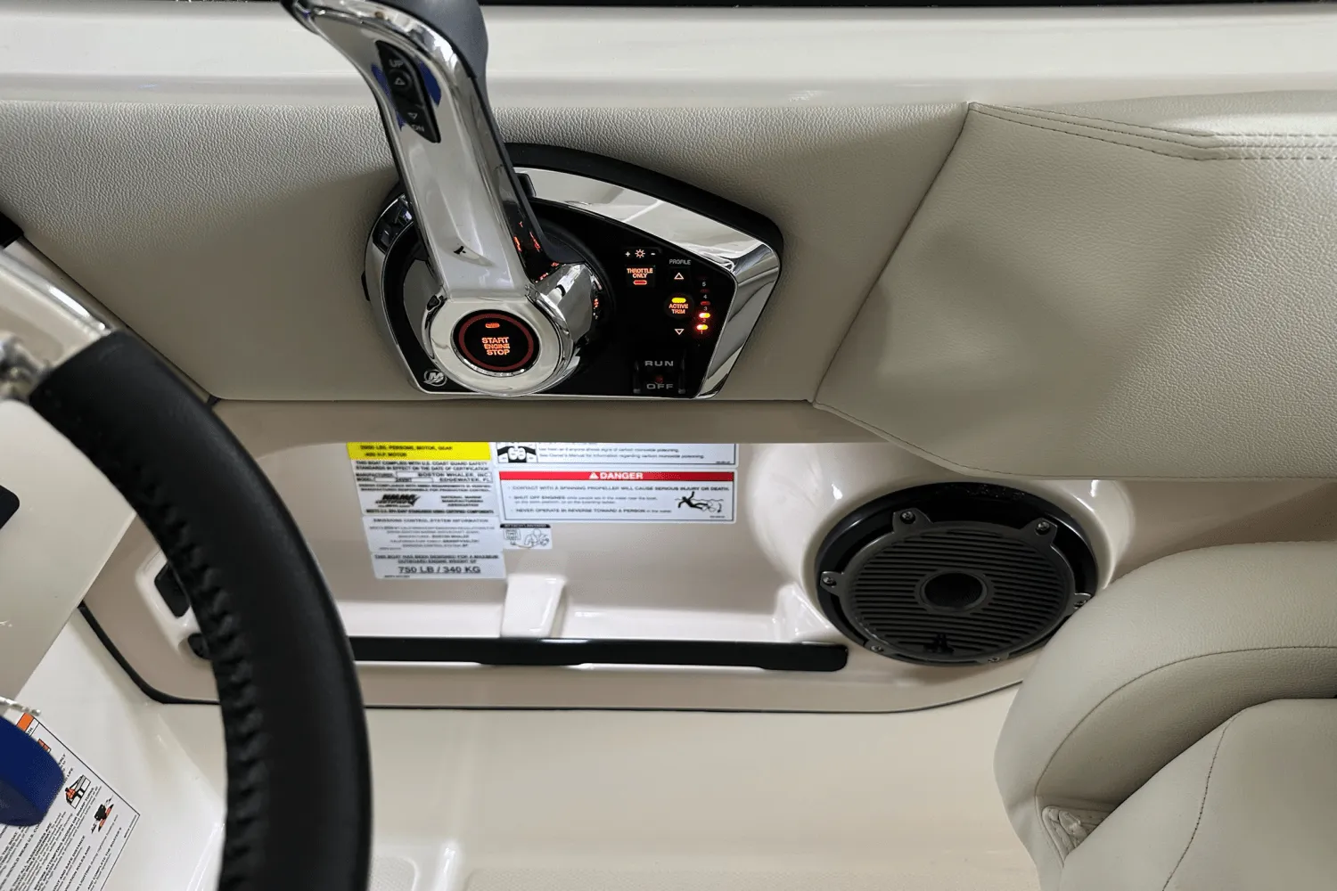 2025 Boston Whaler 240 Vantage Image Thumbnail #69