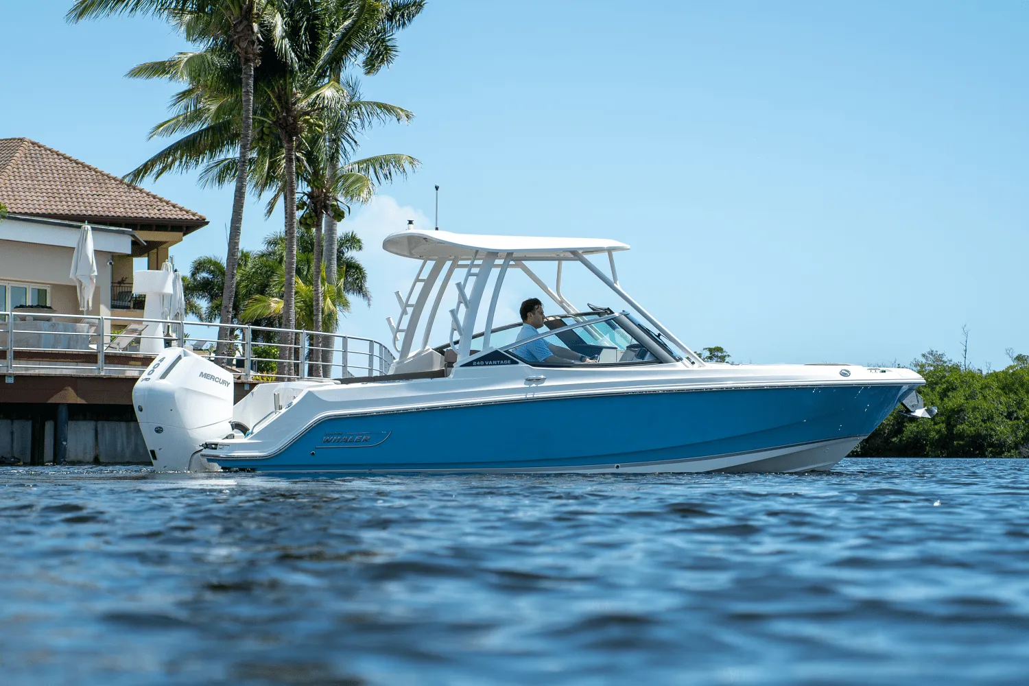 2025 Boston Whaler 240 Vantage Image Thumbnail #35