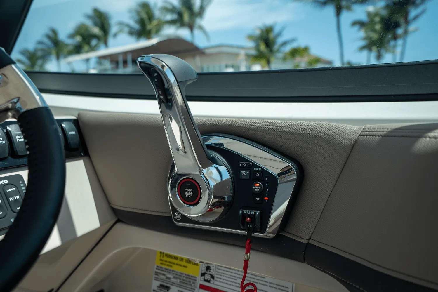 2025 Boston Whaler 240 Vantage Image Thumbnail #15