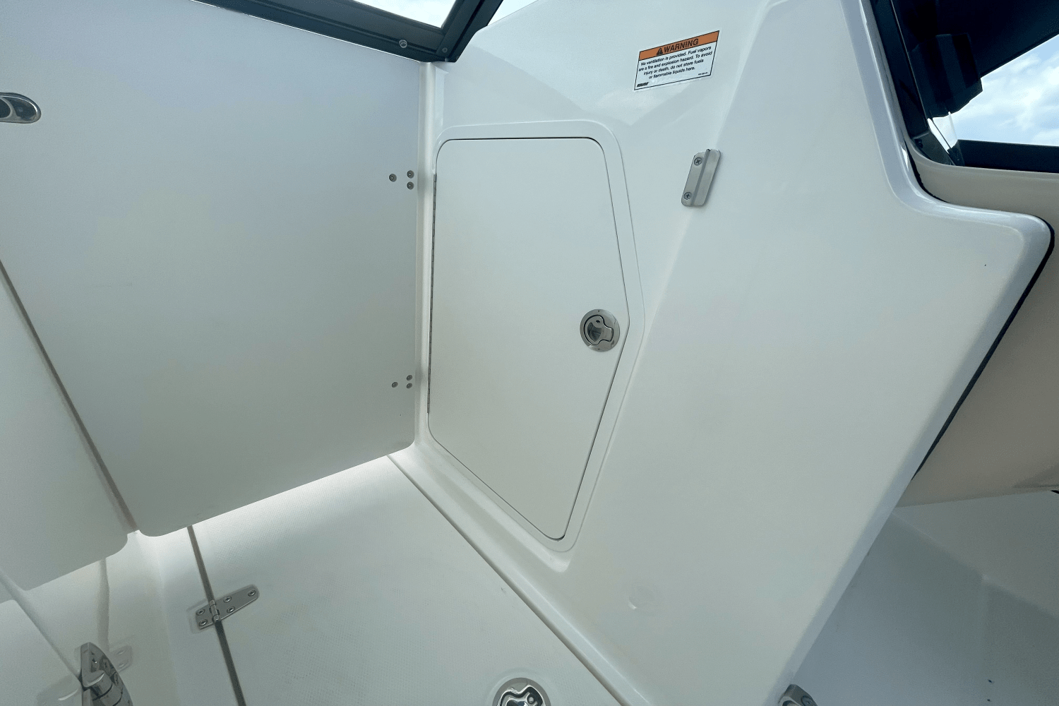 2025 Boston Whaler 240 Vantage Image Thumbnail #20