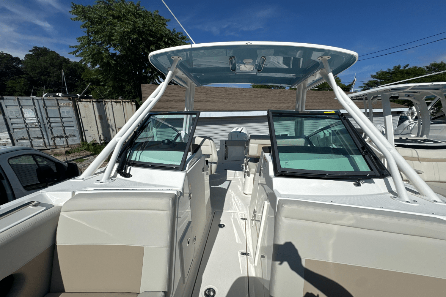 2026 Boston Whaler 240 Vantage Image Thumbnail #32