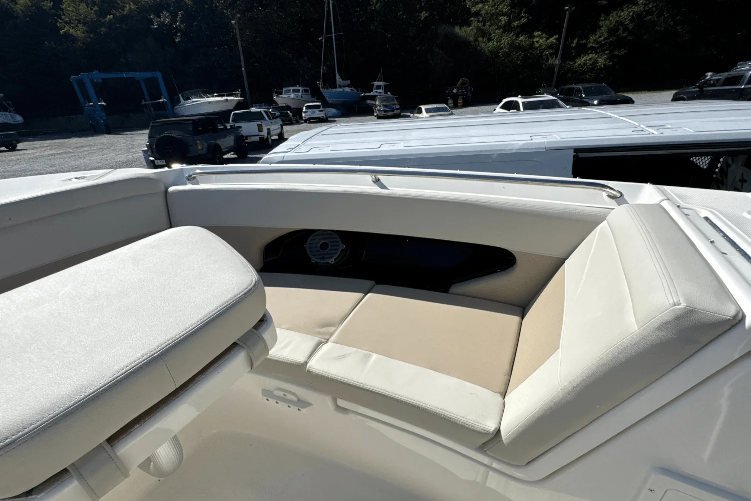 2026 Boston Whaler 240 Vantage Image Thumbnail #28