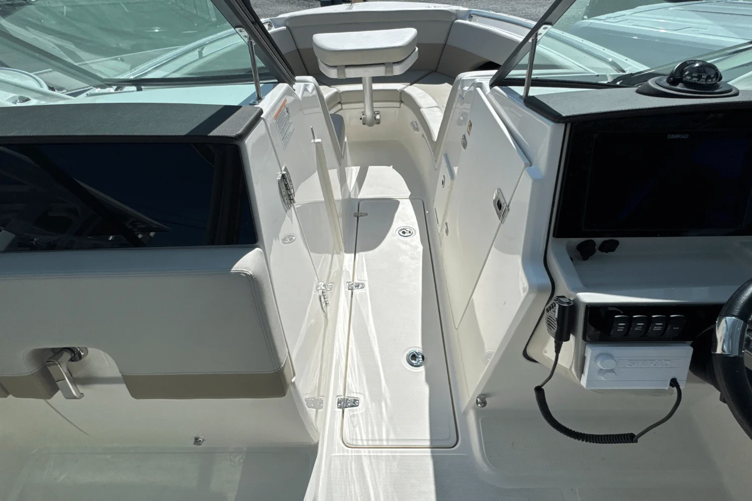 2026 Boston Whaler 240 Vantage Image Thumbnail #23