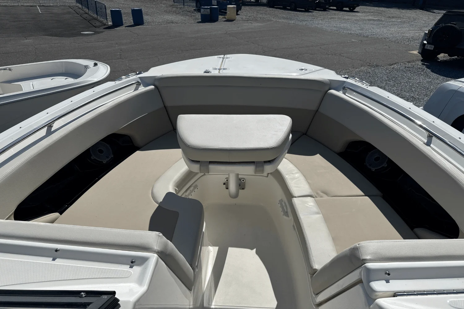 2026 Boston Whaler 240 Vantage Image Thumbnail #27