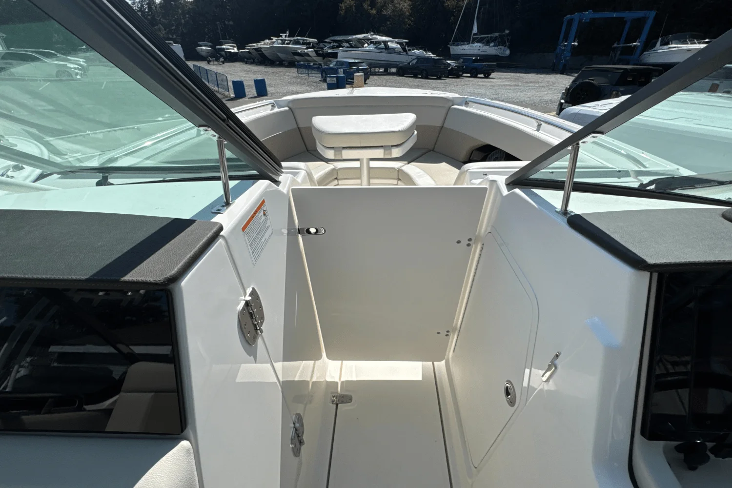 2026 Boston Whaler 240 Vantage Image Thumbnail #25